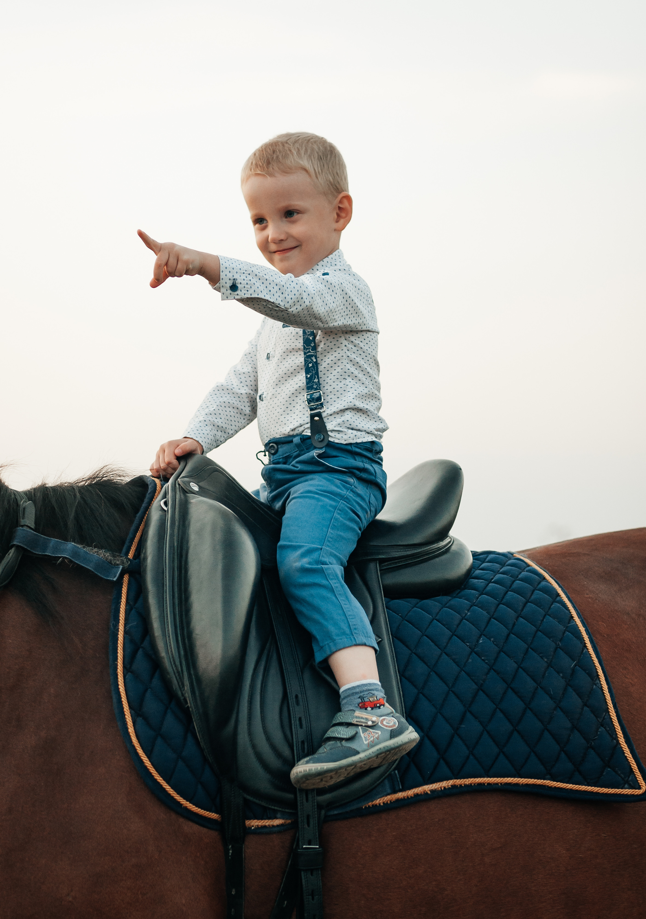 Съёмка с лошадью для Юлии, Андрея и Артёма. Свадебный и семейный фотограф г. Ярославль Савинская Анастасия