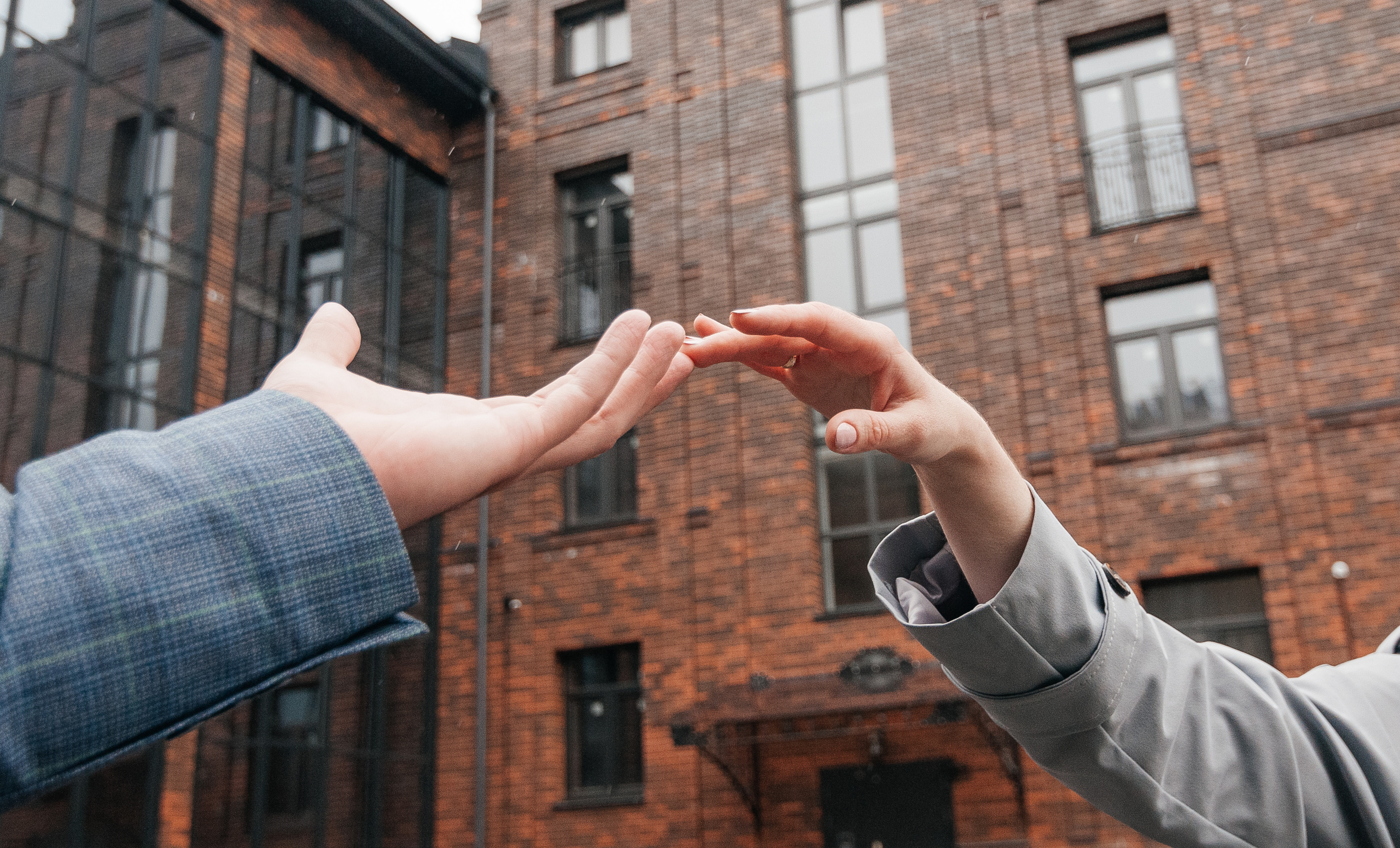 Свадебная съёмка в дождливую погоду для Марии и Дениса. Свадебный и семейный фотограф г. Ярославль Савинская Анастасия