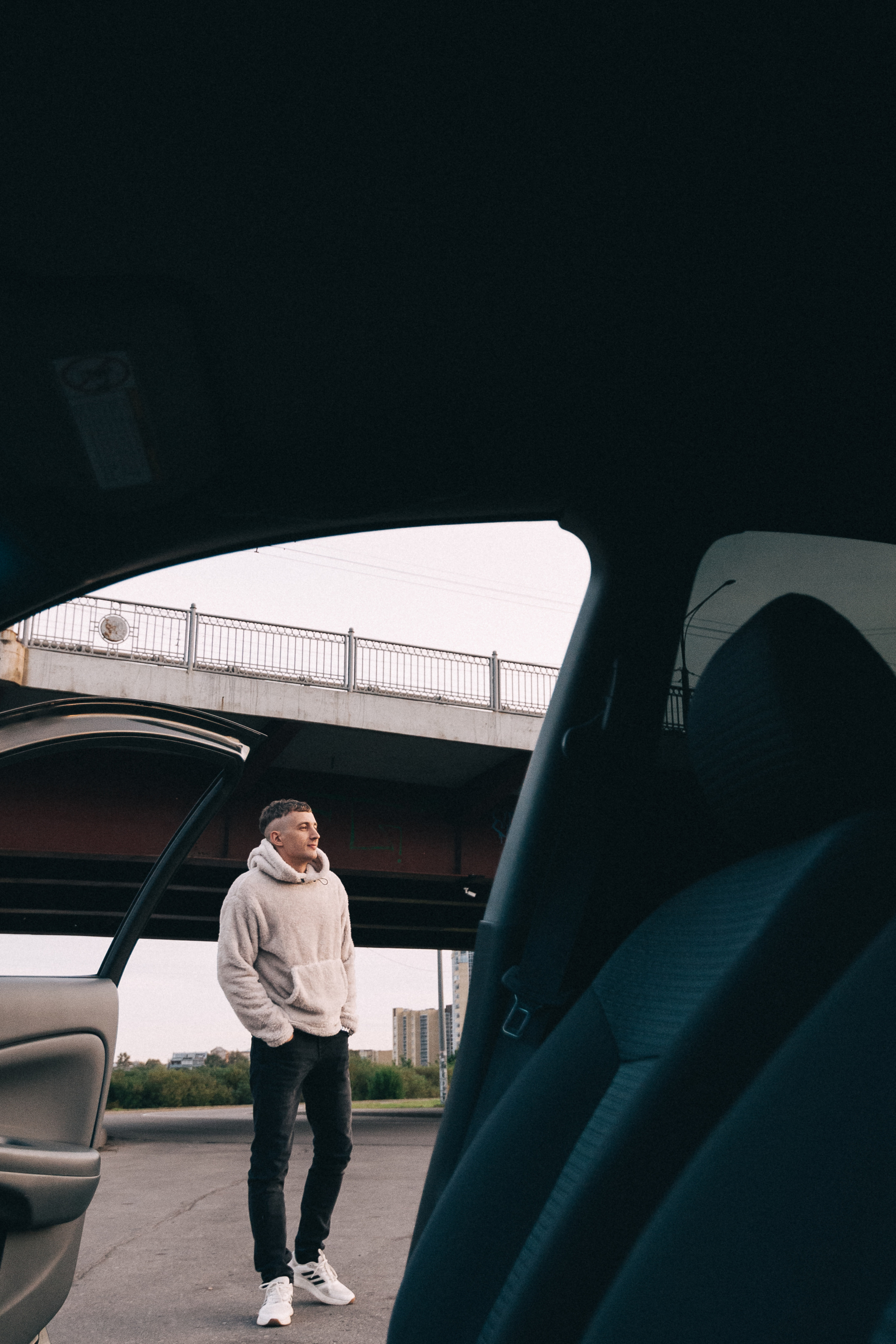 Мужская прогулочная съёмка. Свадебный и семейный фотограф г. Ярославль Савинская Анастасия