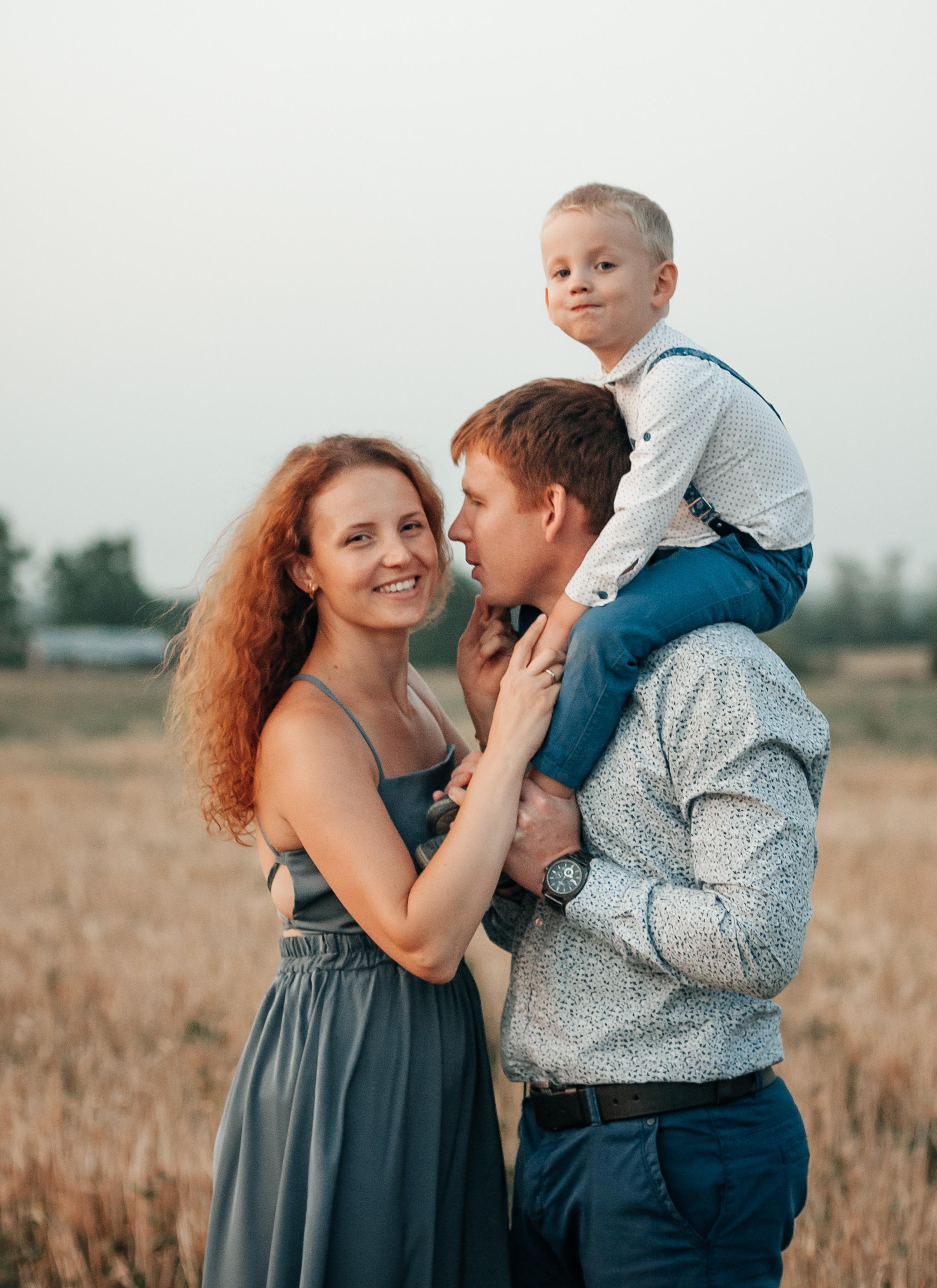 Съёмка с лошадью для Юлии, Андрея и Артёма. Свадебный и семейный фотограф г. Ярославль Савинская Анастасия