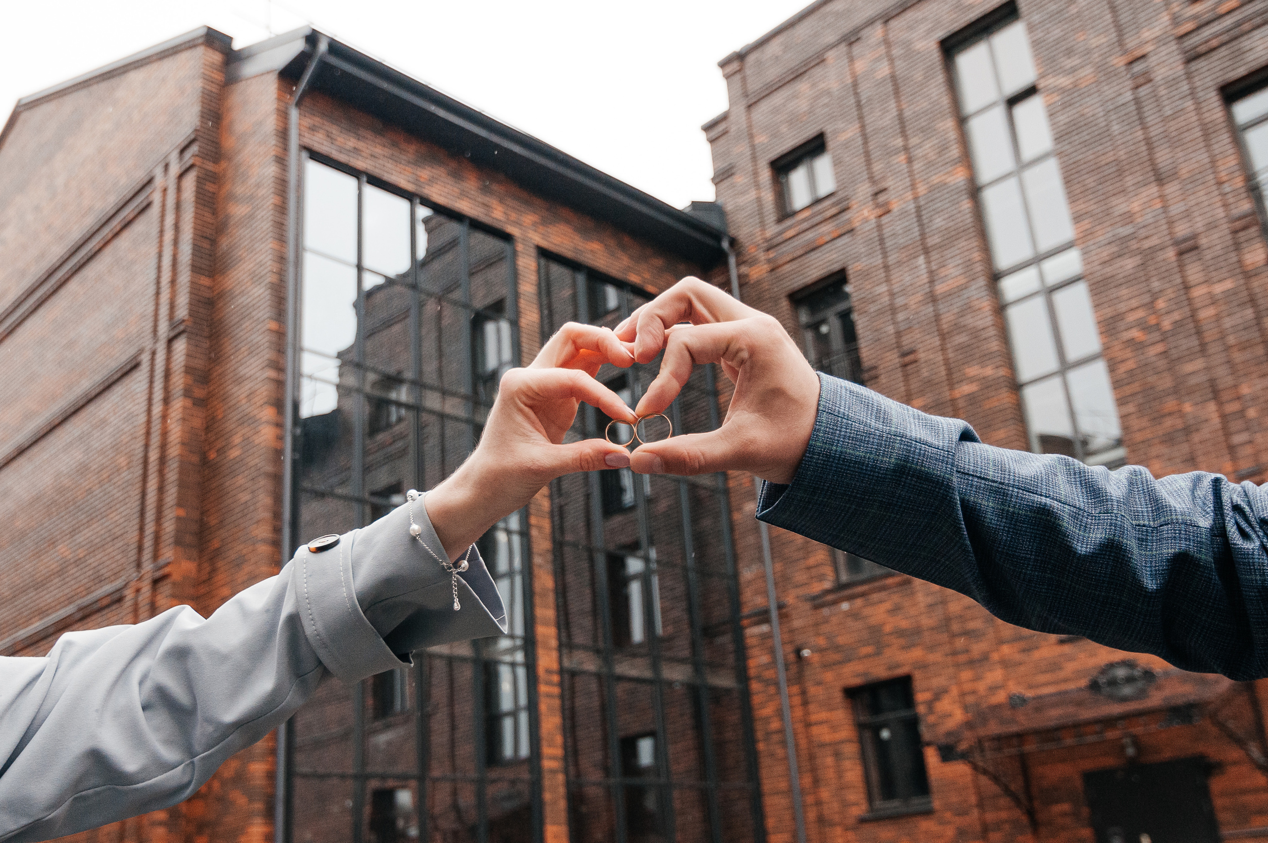 Свадебная съёмка в дождливую погоду для Марии и Дениса. Свадебный и семейный фотограф г. Ярославль Савинская Анастасия