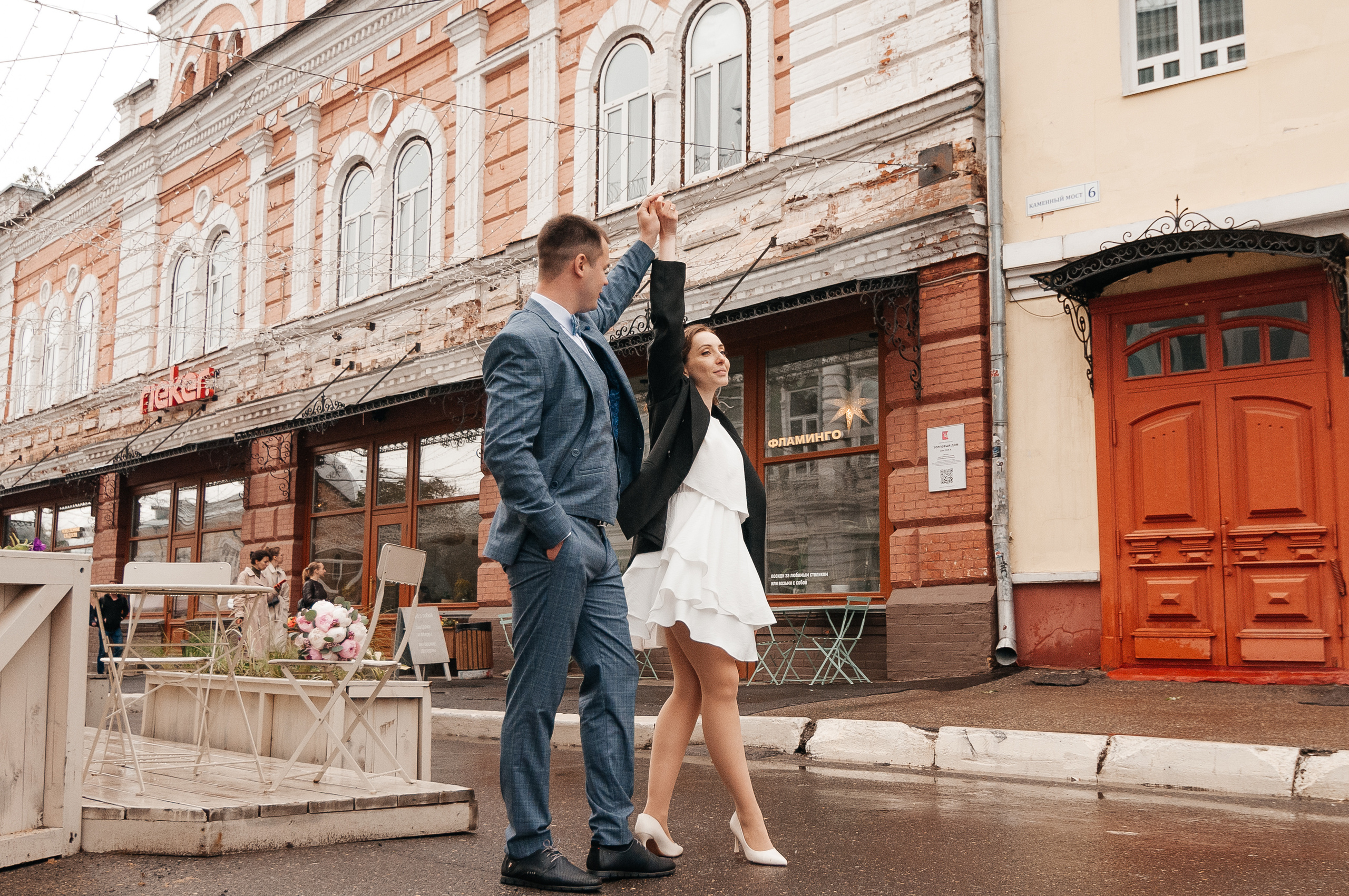 Свадебная съёмка в дождливую погоду для Марии и Дениса. Свадебный и семейный фотограф г. Ярославль Савинская Анастасия