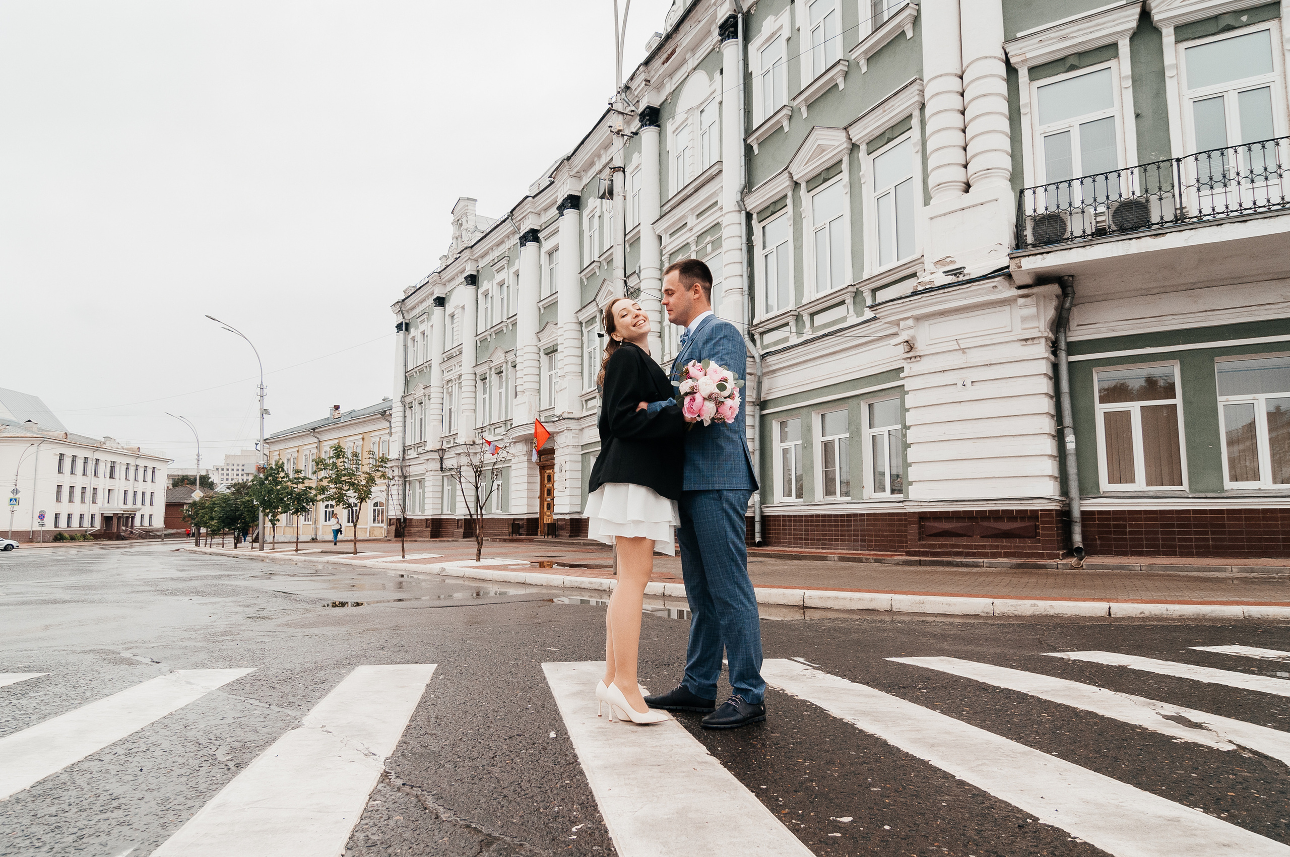 Свадебная съёмка в дождливую погоду для Марии и Дениса. Свадебный и семейный фотограф г. Ярославль Савинская Анастасия