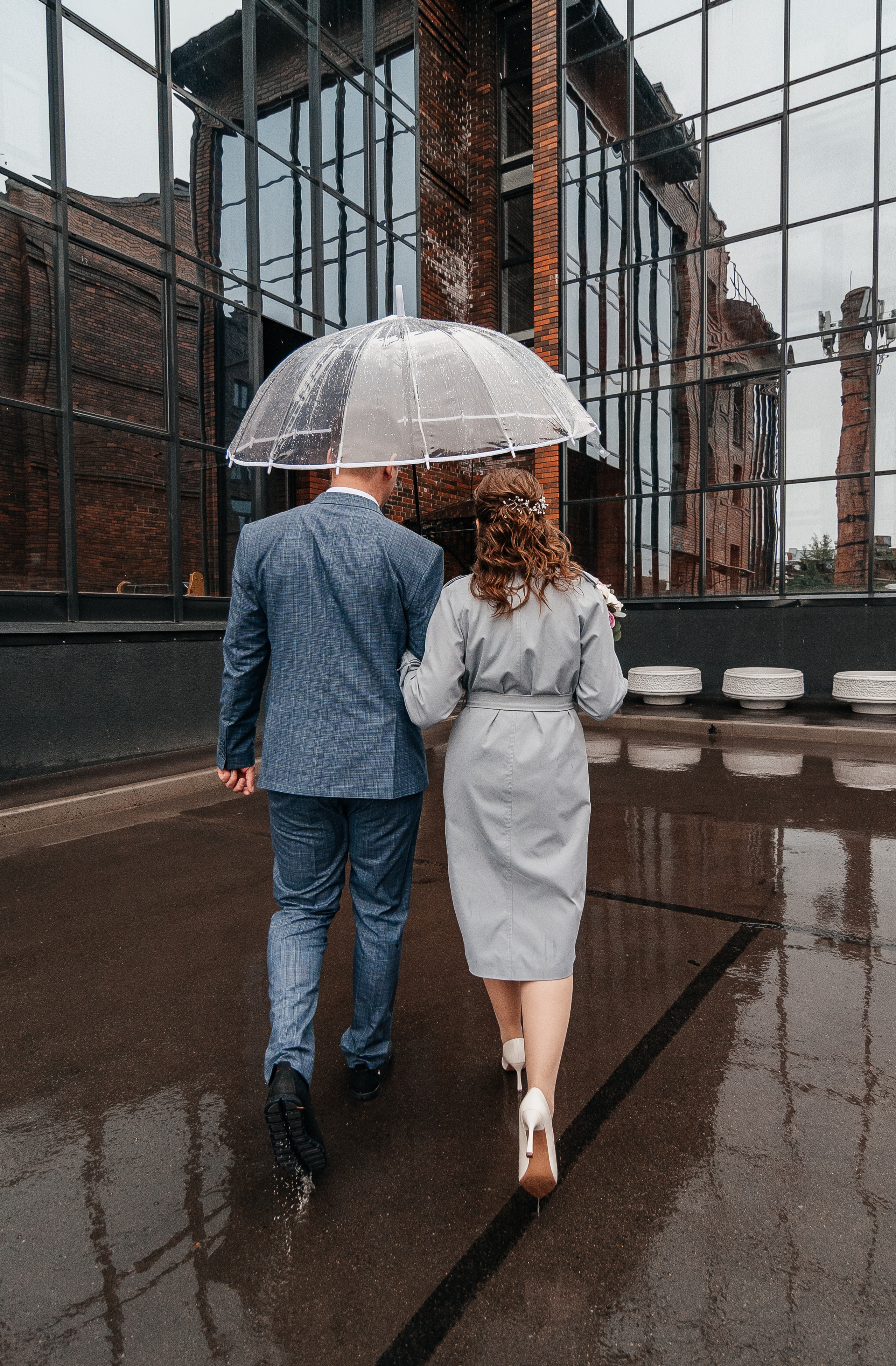 Свадебная съёмка в дождливую погоду для Марии и Дениса. Свадебный и семейный фотограф г. Ярославль Савинская Анастасия
