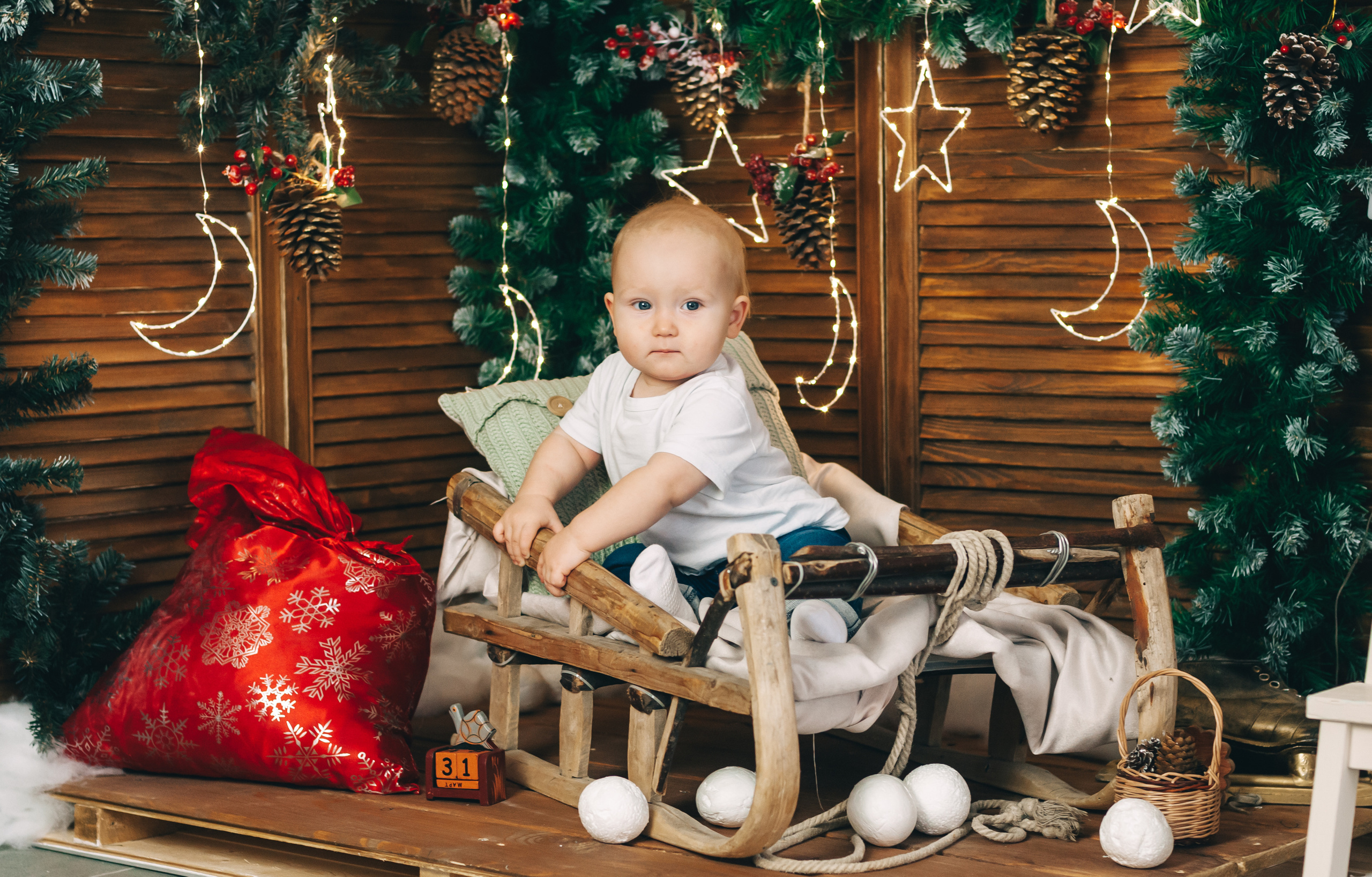 Новогодняя студийная съёмка для Алины, Влада и Матвея. Свадебный и семейный фотограф г. Ярославль Савинская Анастасия