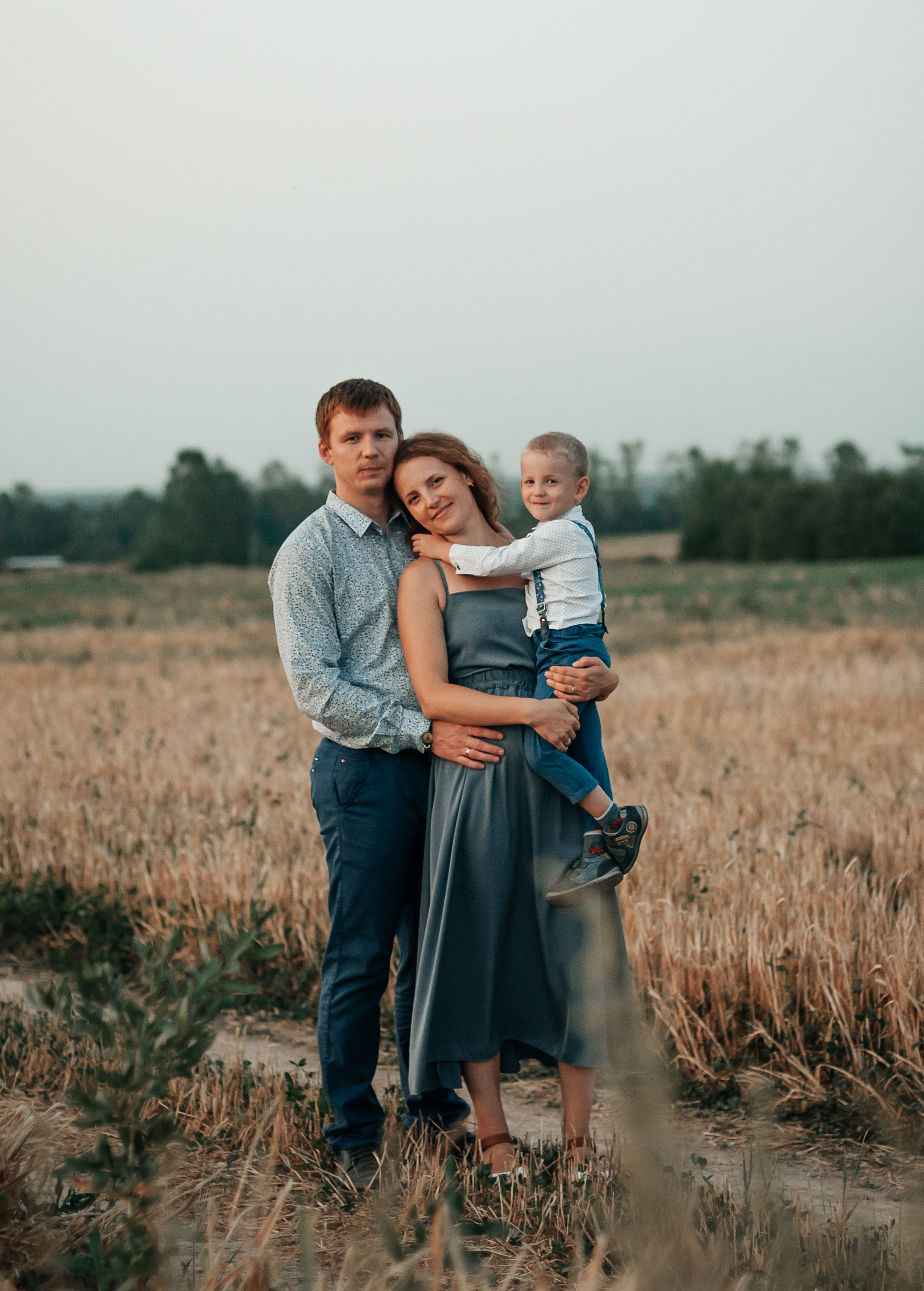 Съёмка с лошадью для Юлии, Андрея и Артёма. Свадебный и семейный фотограф г. Ярославль Савинская Анастасия