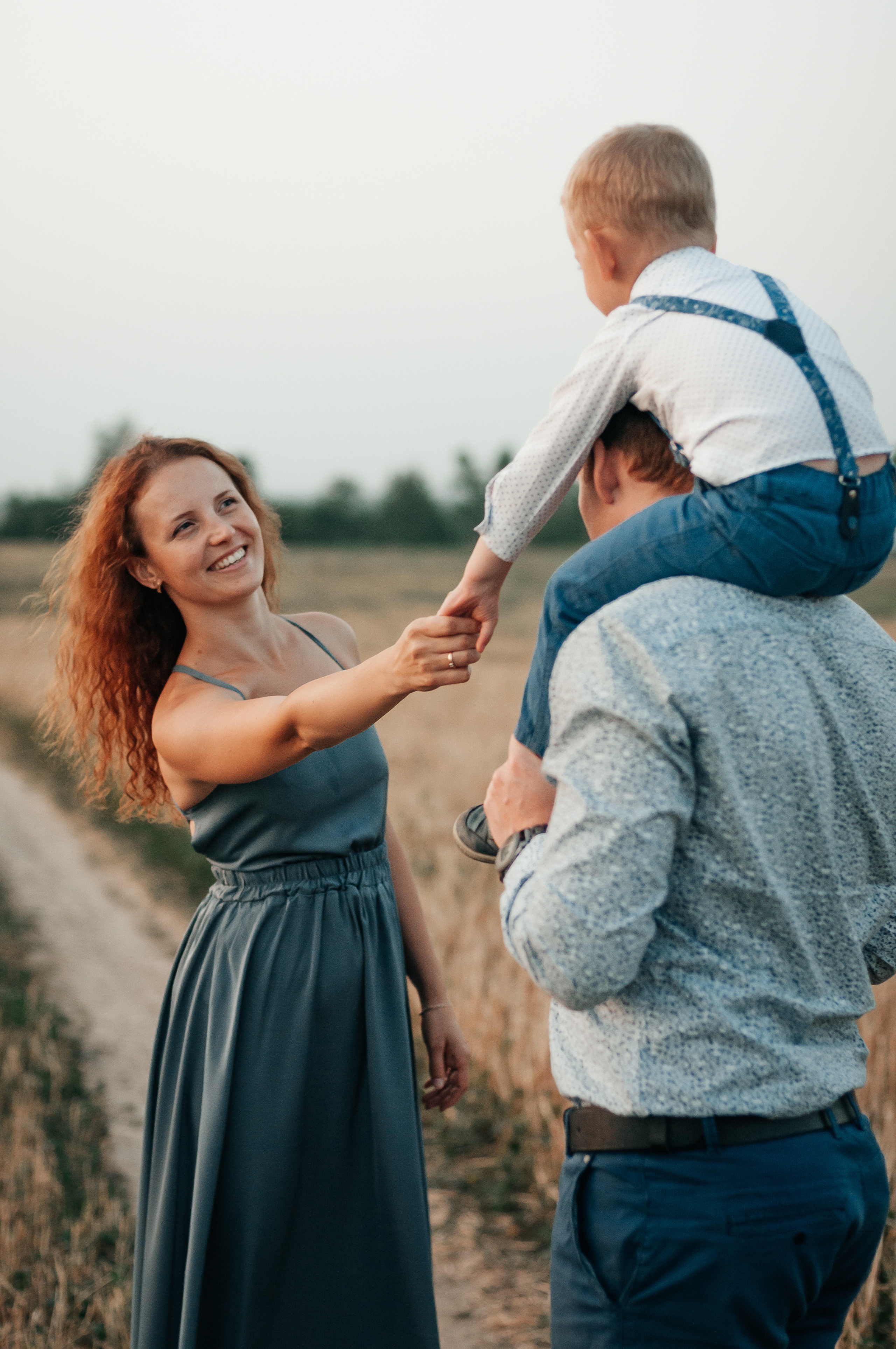 Съёмка с лошадью для Юлии, Андрея и Артёма. Свадебный и семейный фотограф г. Ярославль Савинская Анастасия