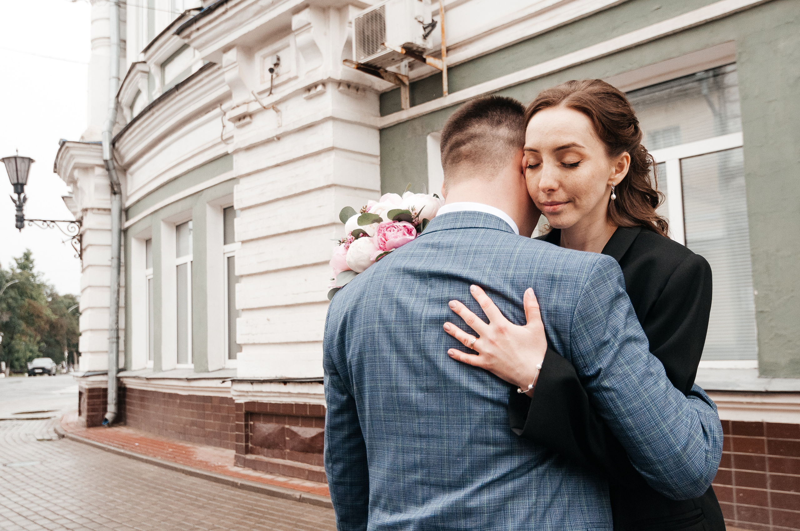 Свадебная съёмка в дождливую погоду для Марии и Дениса. Свадебный и семейный фотограф г. Ярославль Савинская Анастасия