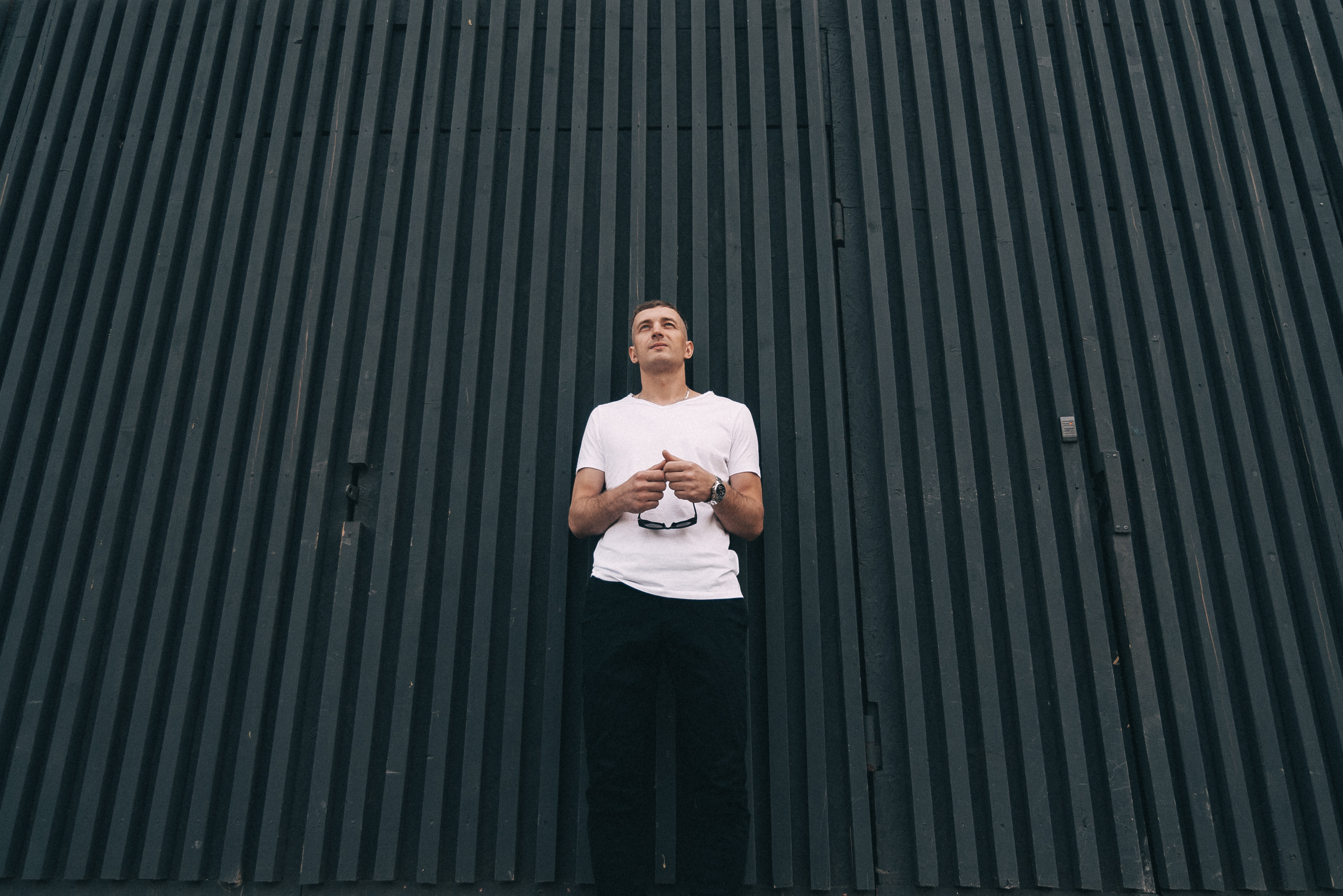 Мужская прогулочная съёмка. Свадебный и семейный фотограф г. Ярославль Савинская Анастасия