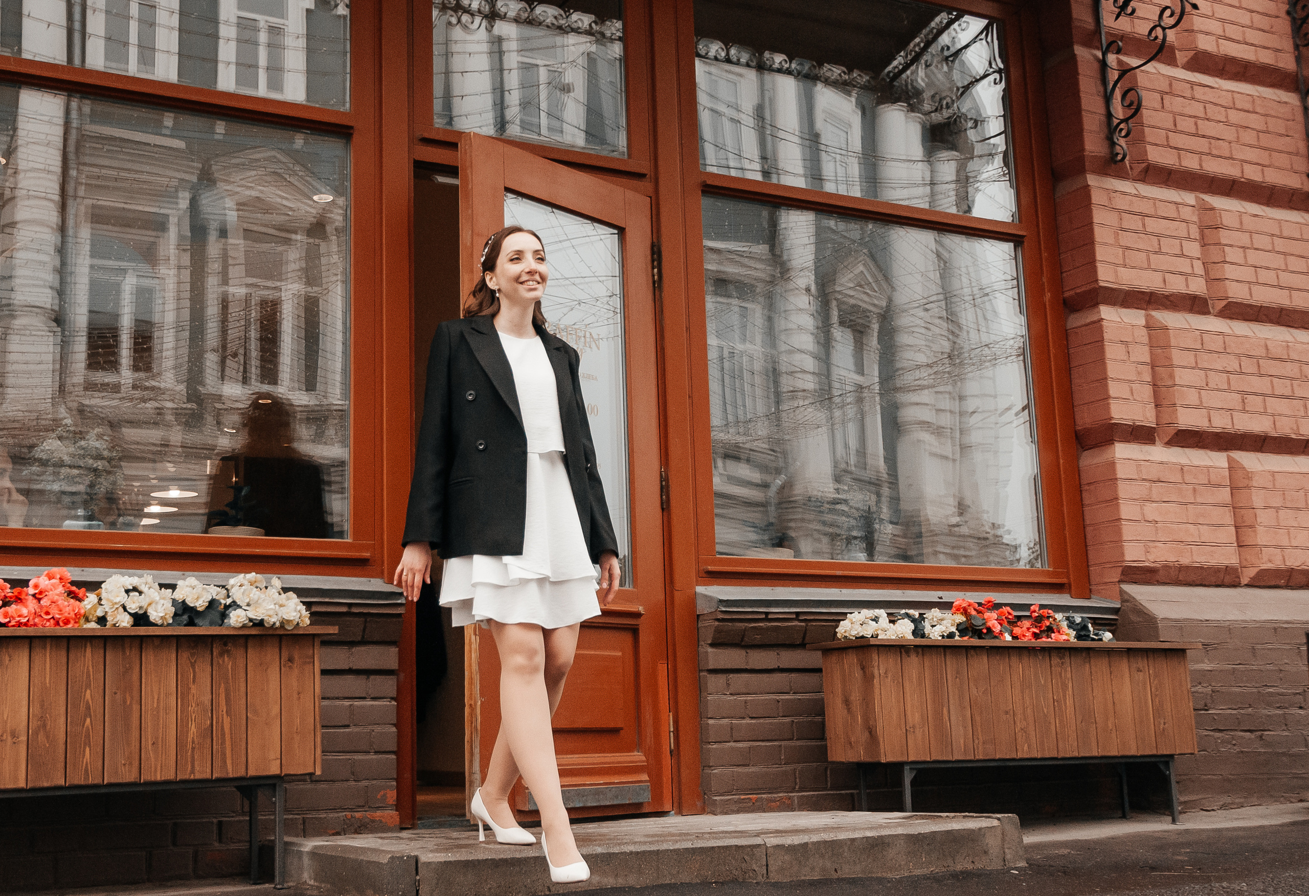 Свадебная съёмка в дождливую погоду для Марии и Дениса. Свадебный и семейный фотограф г. Ярославль Савинская Анастасия