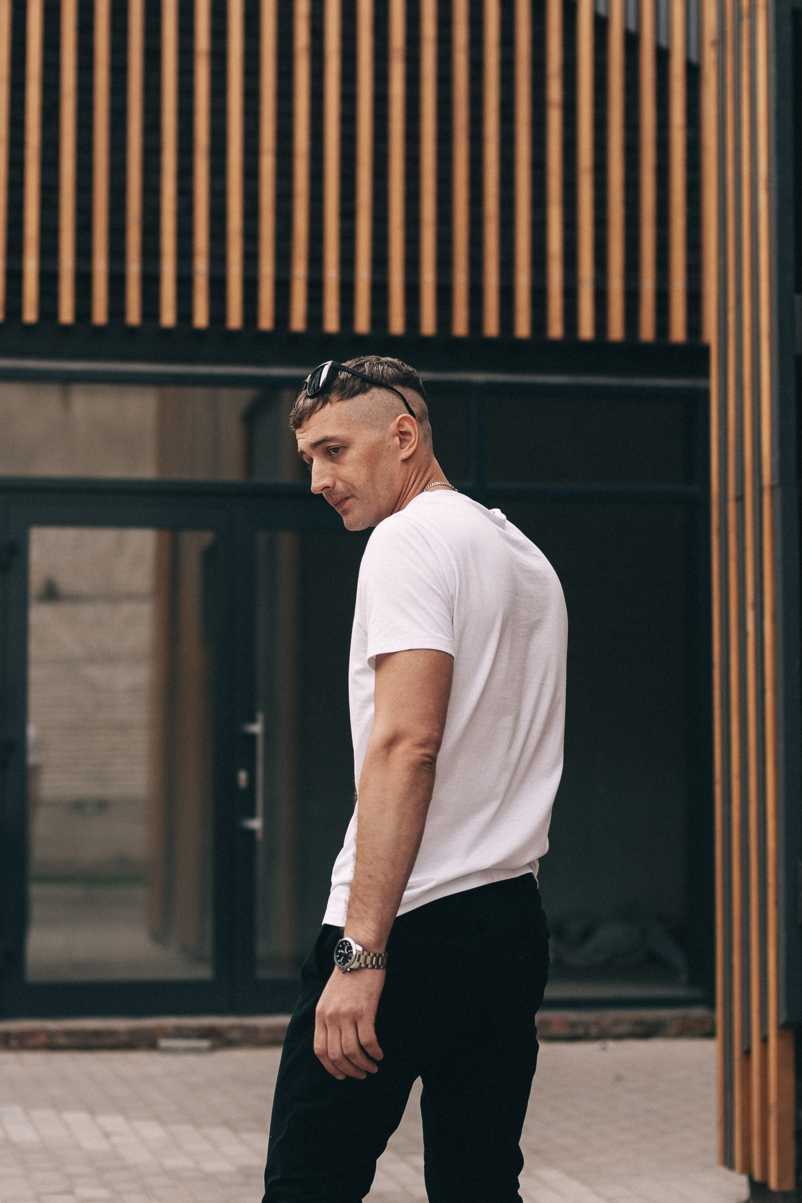 Мужская прогулочная съёмка. Свадебный и семейный фотограф г. Ярославль Савинская Анастасия