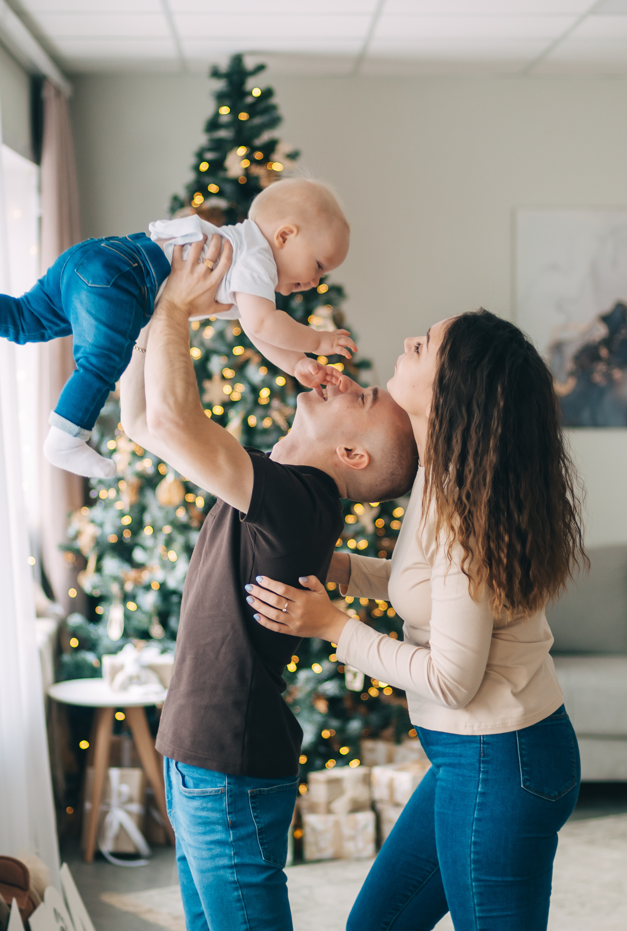 Новогодняя студийная съёмка для Алины, Влада и Матвея. Свадебный и семейный фотограф г. Ярославль Савинская Анастасия