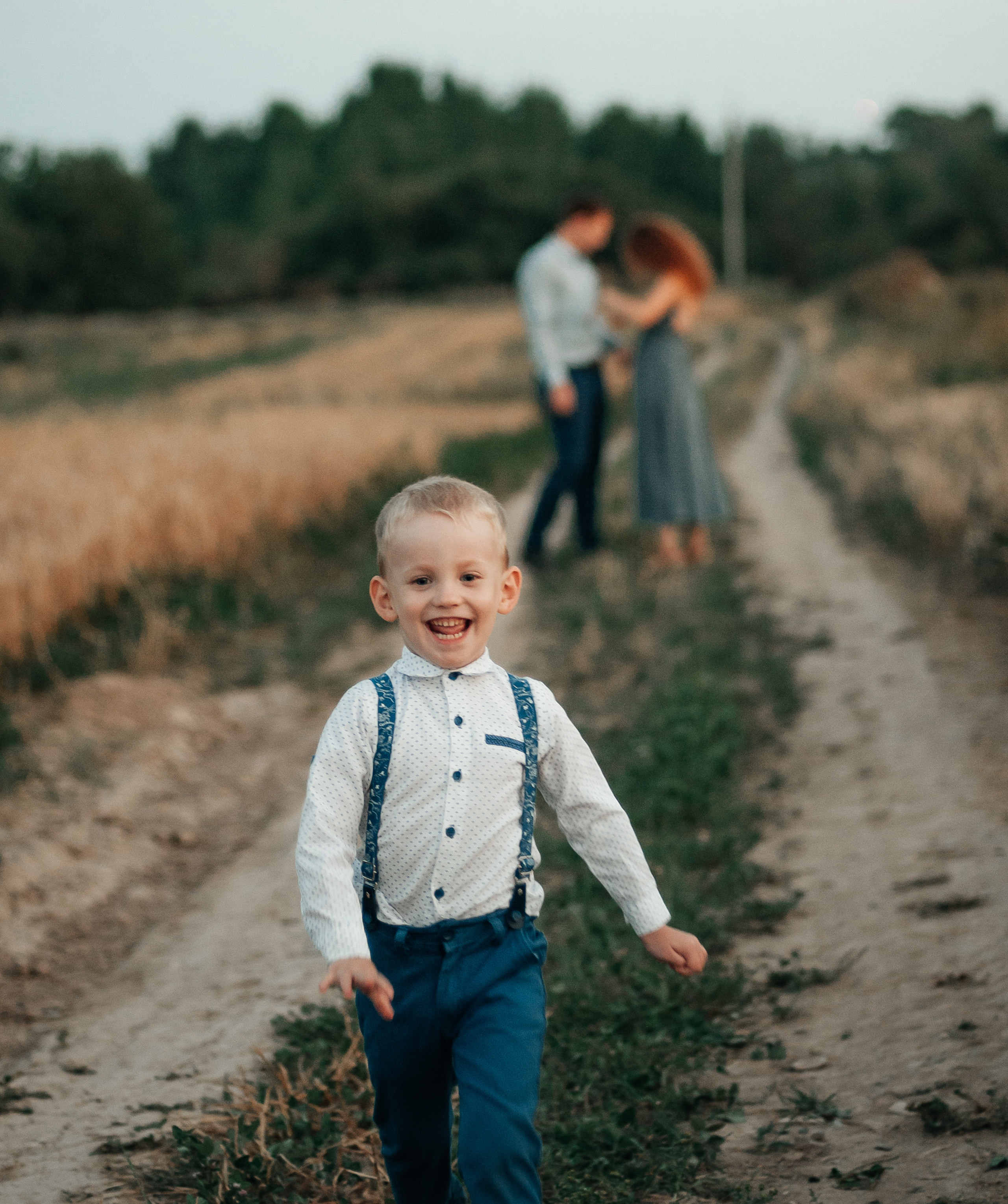 Съёмка с лошадью для Юлии, Андрея и Артёма. Свадебный и семейный фотограф г. Ярославль Савинская Анастасия