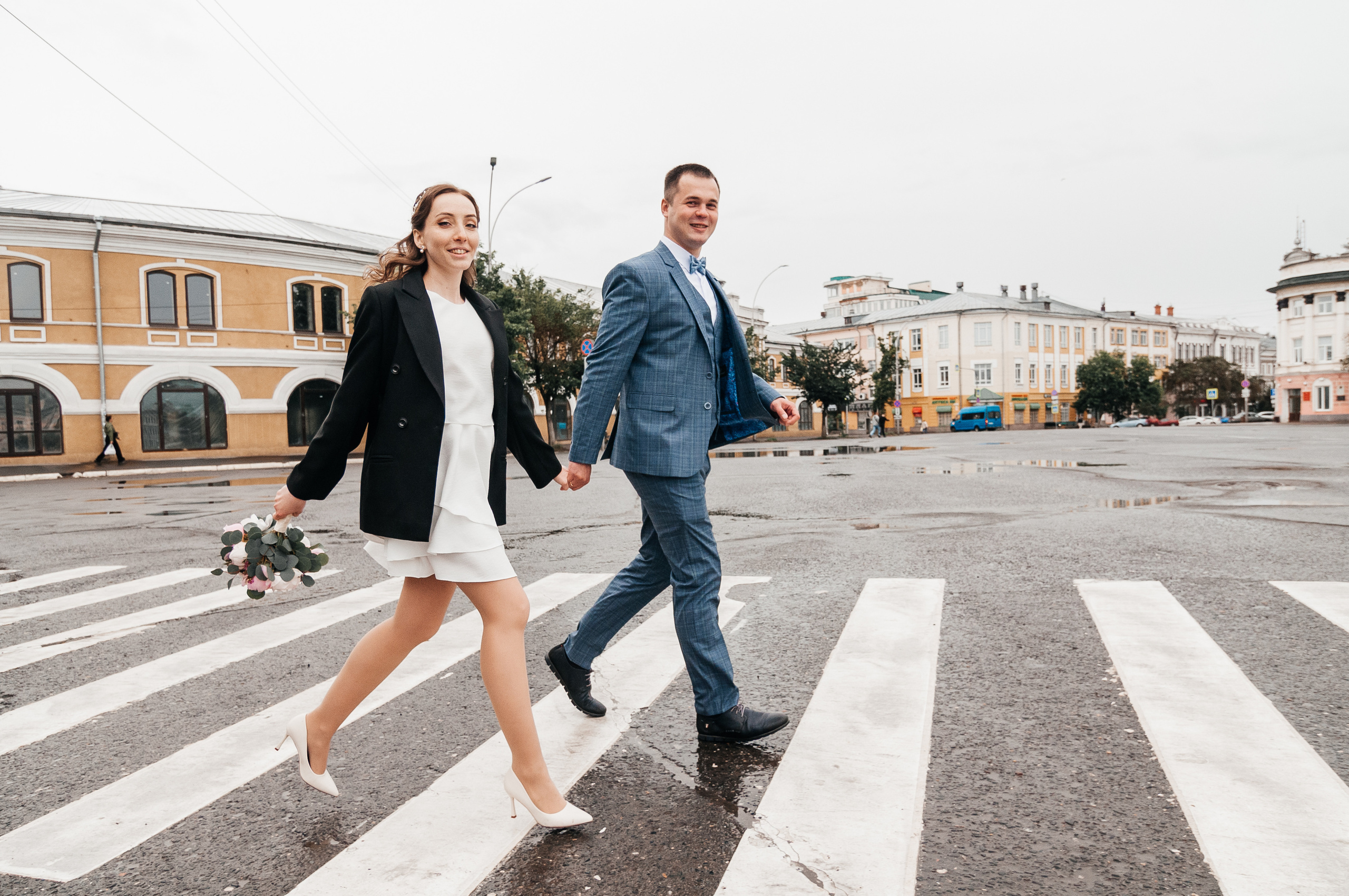 Свадебная съёмка в дождливую погоду для Марии и Дениса. Свадебный и семейный фотограф г. Ярославль Савинская Анастасия