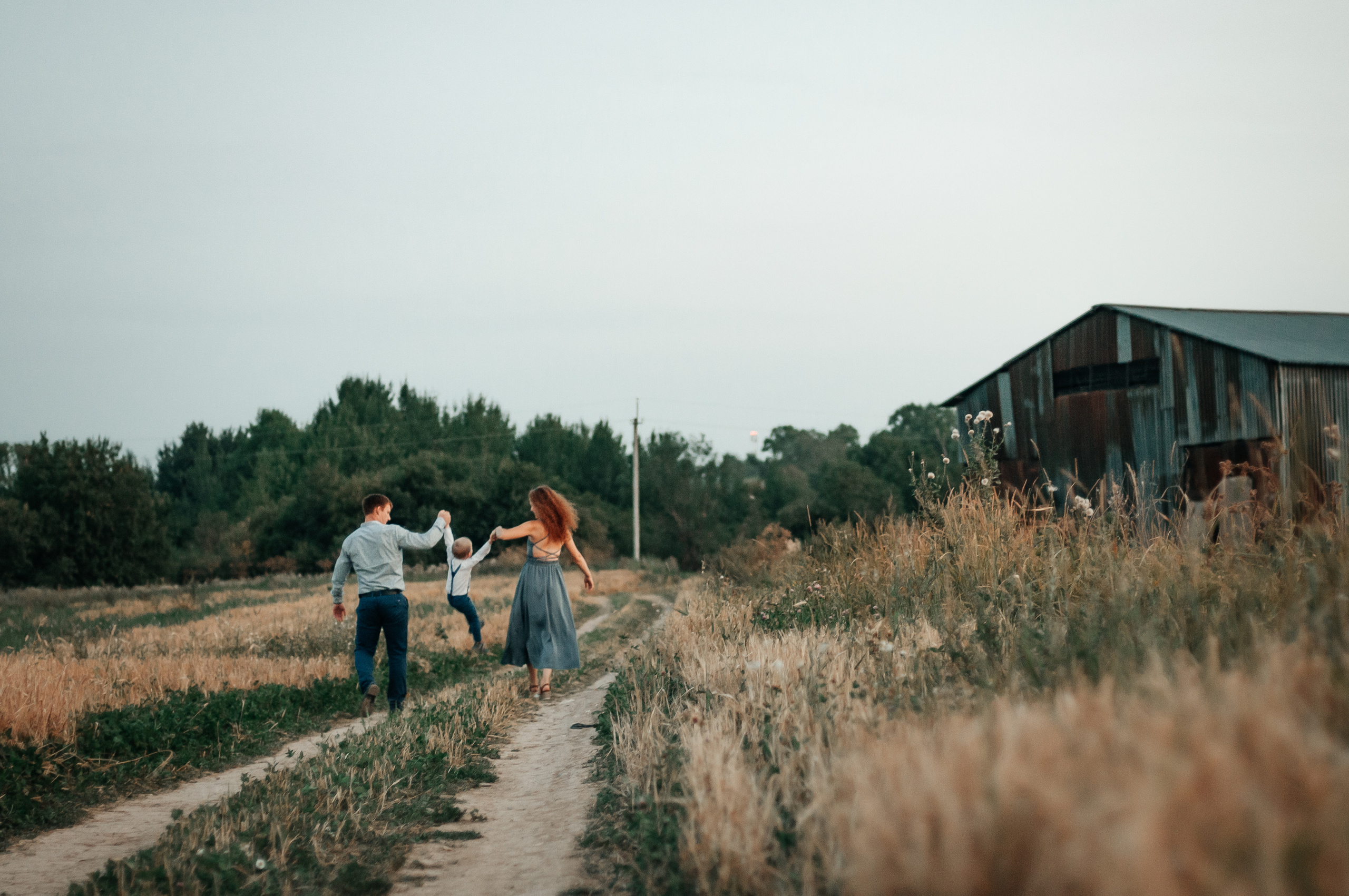 Съёмка с лошадью для Юлии, Андрея и Артёма. Свадебный и семейный фотограф г. Ярославль Савинская Анастасия