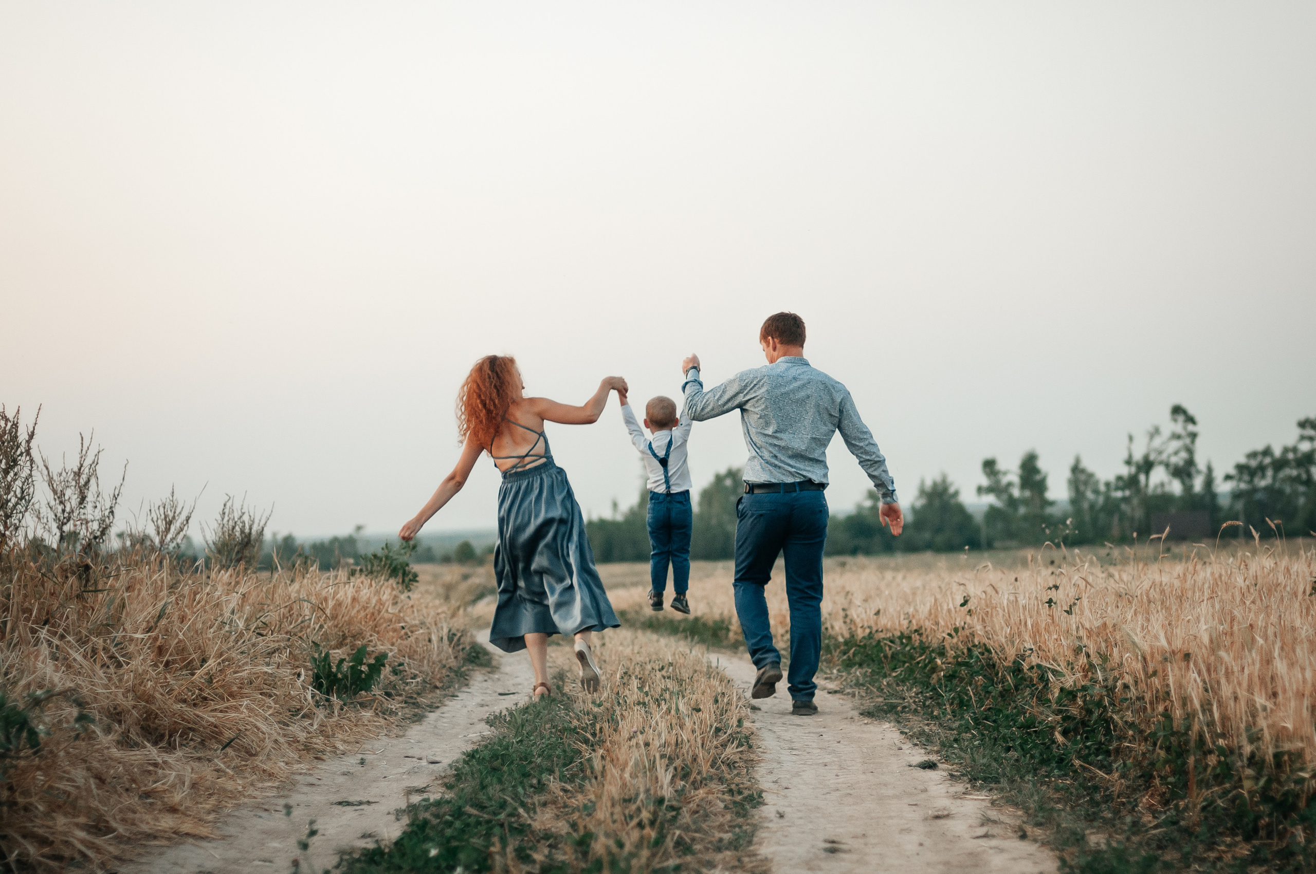 Съёмка с лошадью для Юлии, Андрея и Артёма. Свадебный и семейный фотограф г. Ярославль Савинская Анастасия