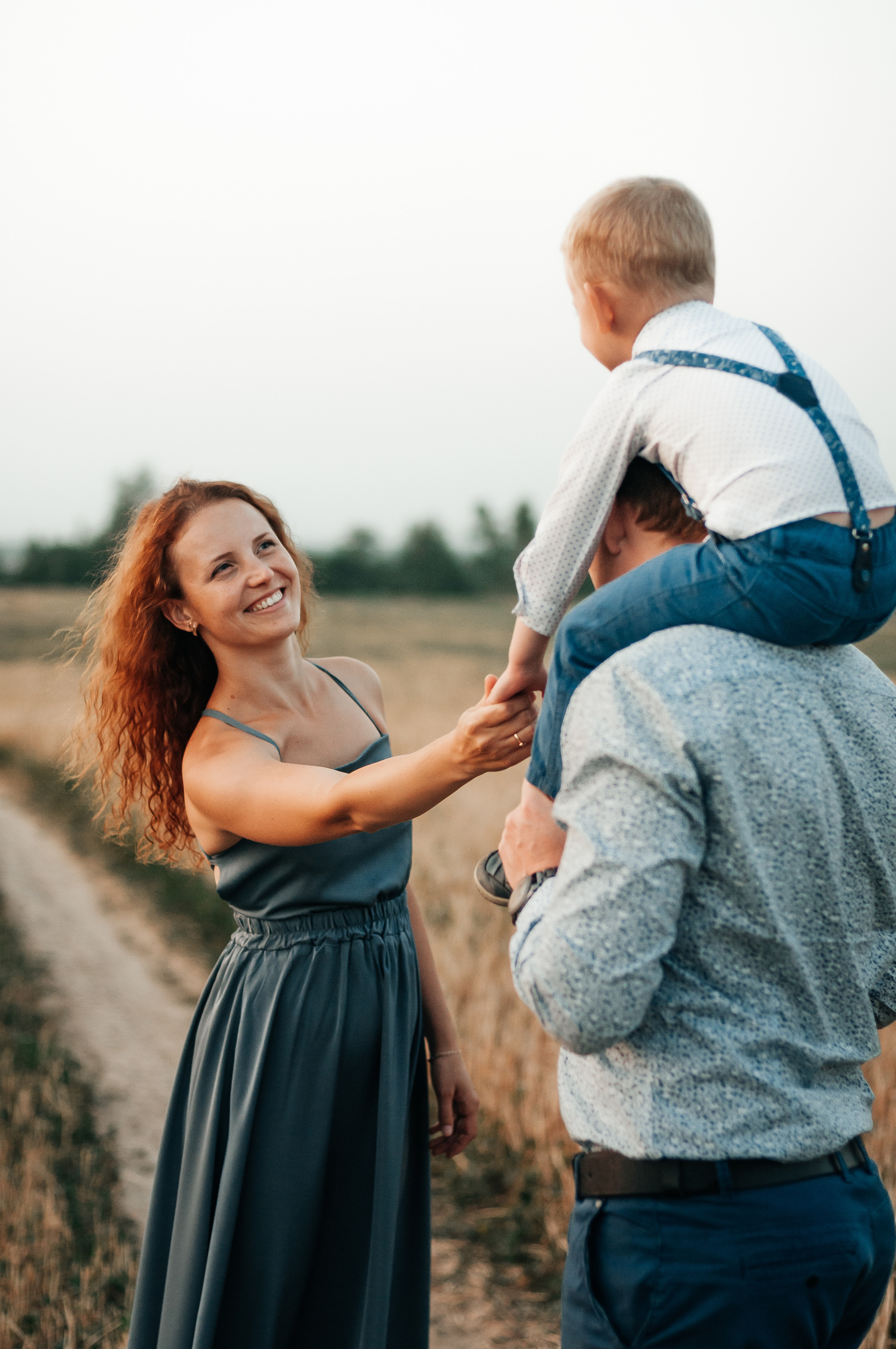 Съёмка с лошадью для Юлии, Андрея и Артёма. Свадебный и семейный фотограф г. Ярославль Савинская Анастасия