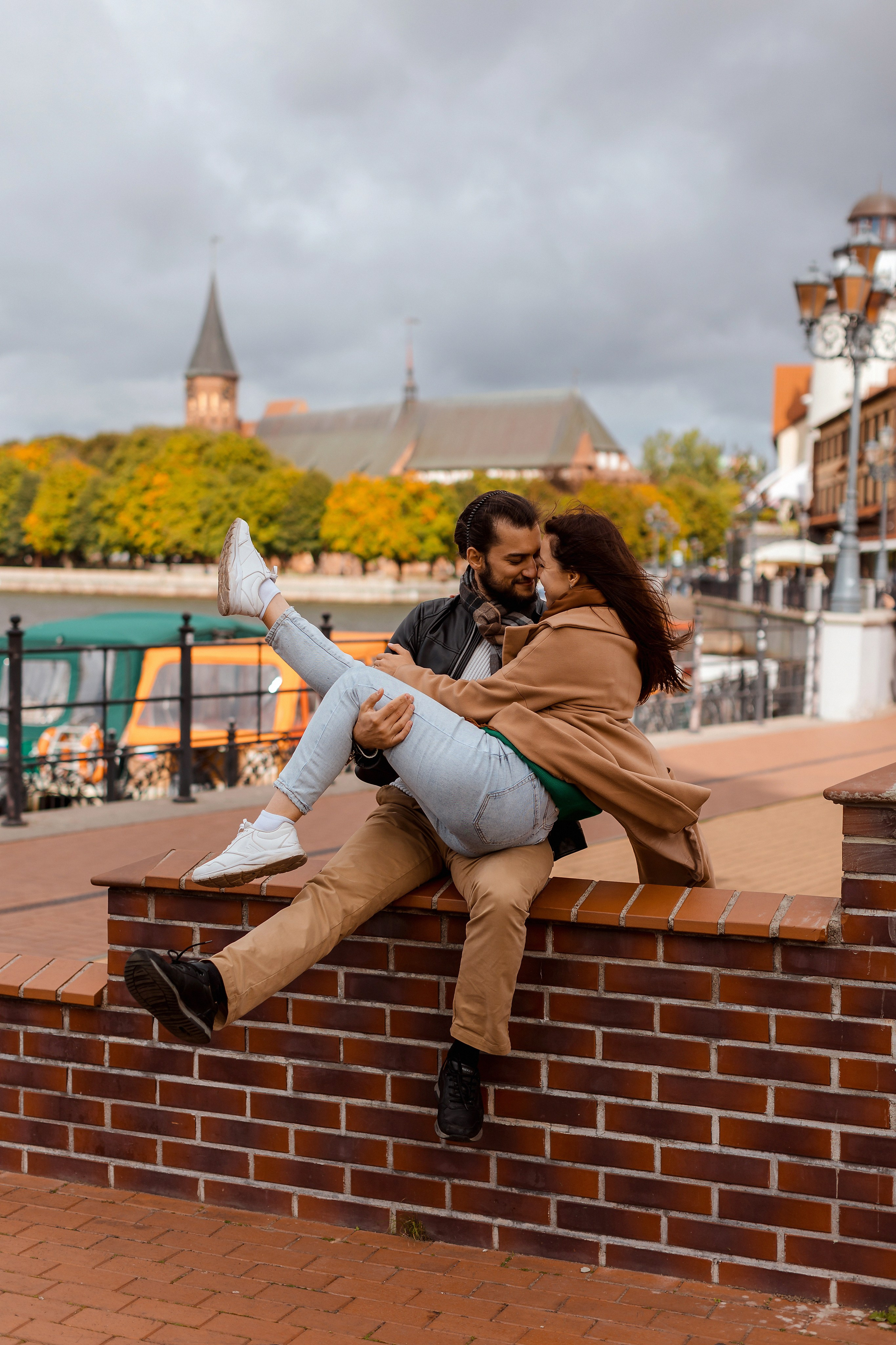 Прогулка по Рыбной деревне и острову Канта, осень. Фотограф в Калининграде свадебная фотография, репортажная, фотосессии