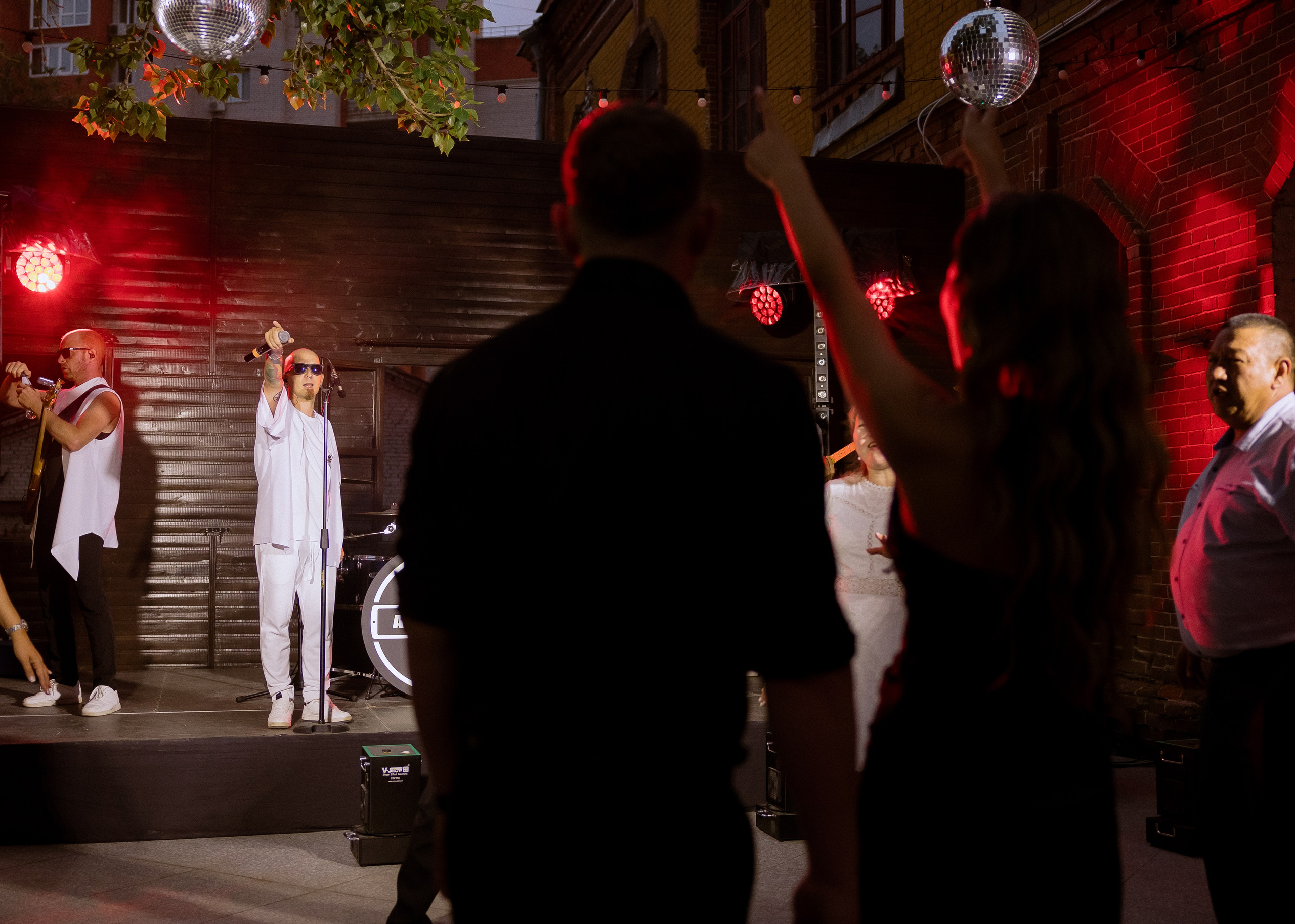 Дмитрий и Алита. Фотограф Эмиль Исякаев