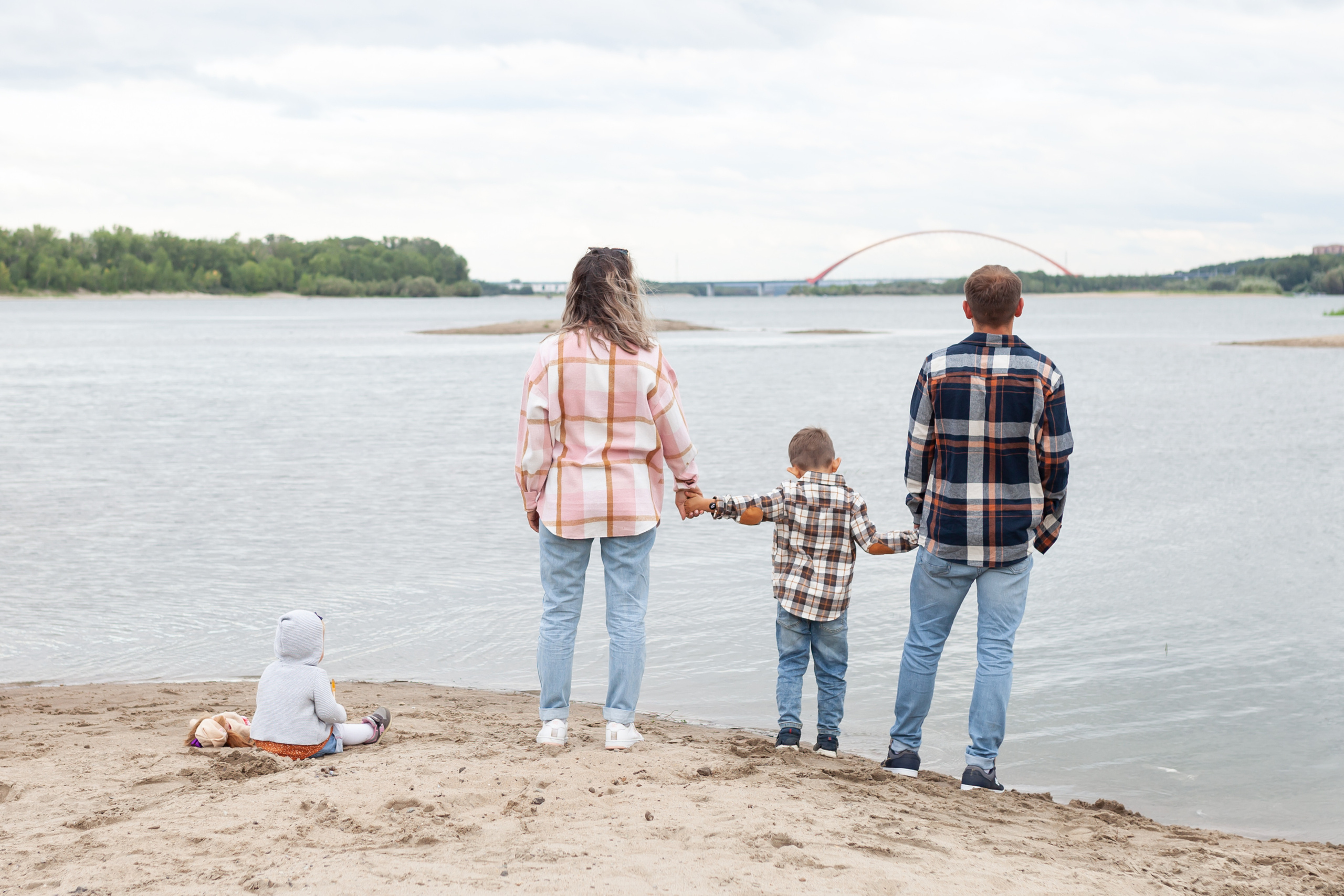 Семейная фотосесия. Семейный и женский фотограф, стильный репортаж в г. Новосибирск