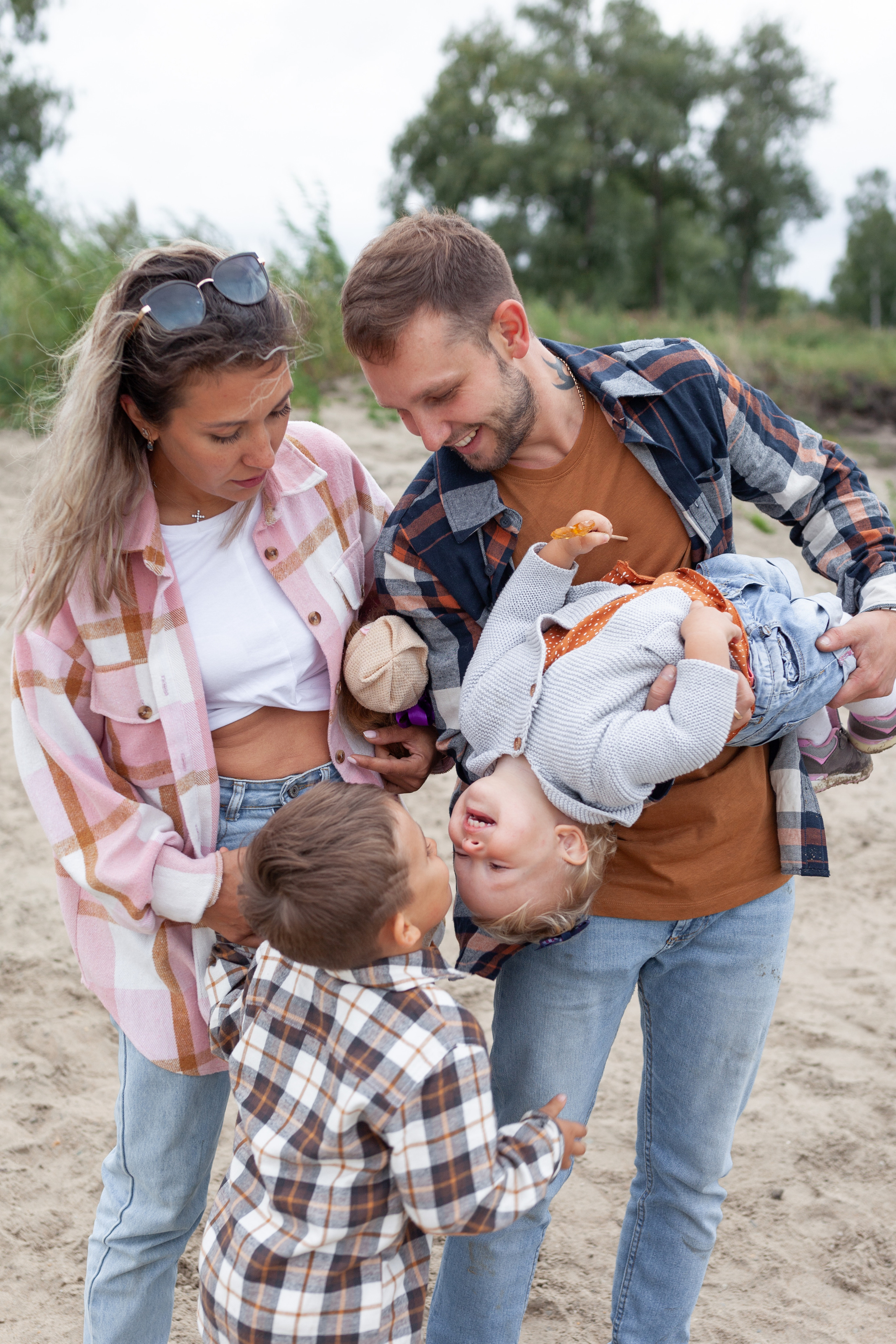 Семейная фотосесия. Семейный и женский фотограф, стильный репортаж в г. Новосибирск