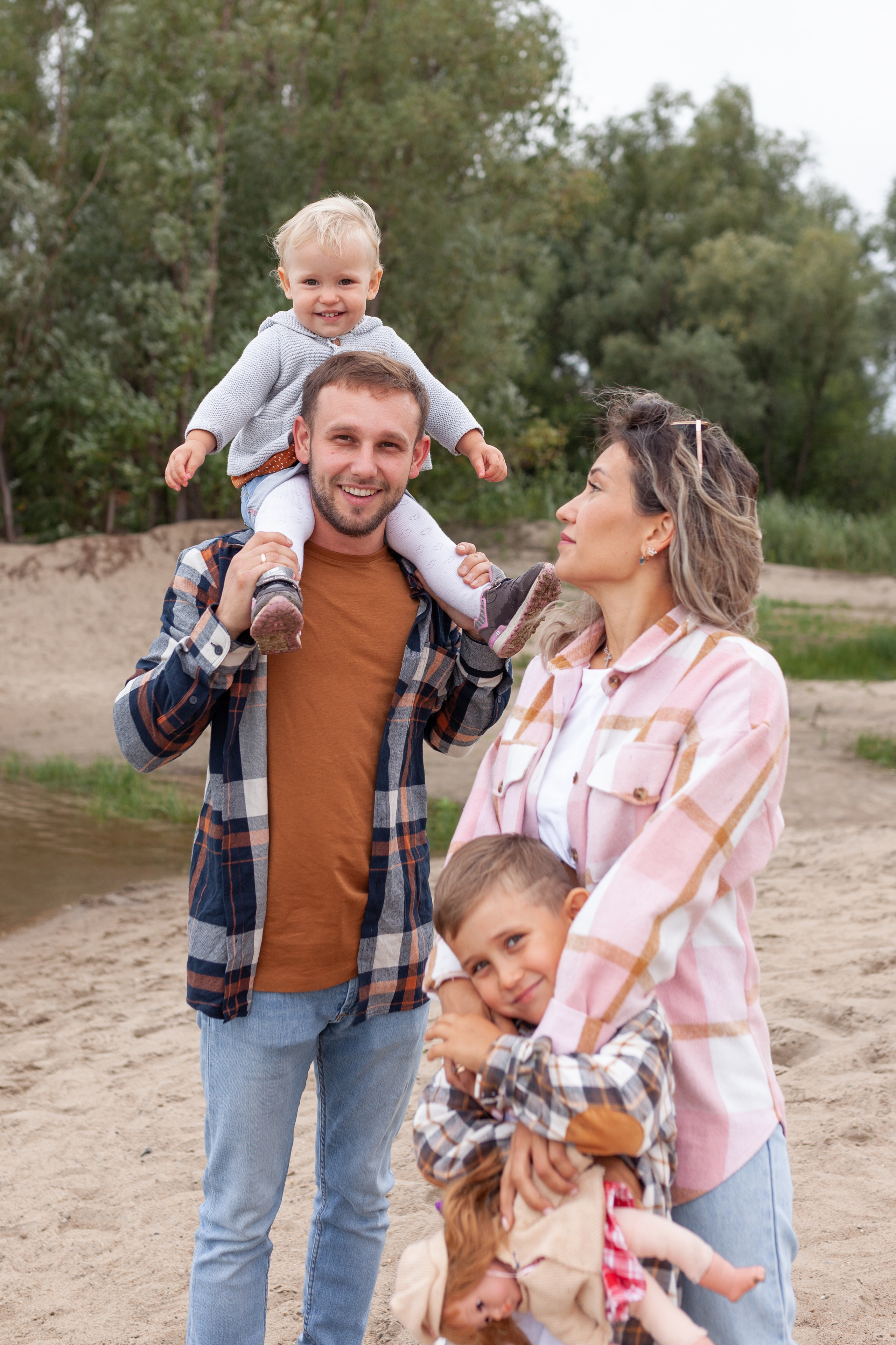 Семейная фотосесия. Семейный и женский фотограф, стильный репортаж в г. Новосибирск