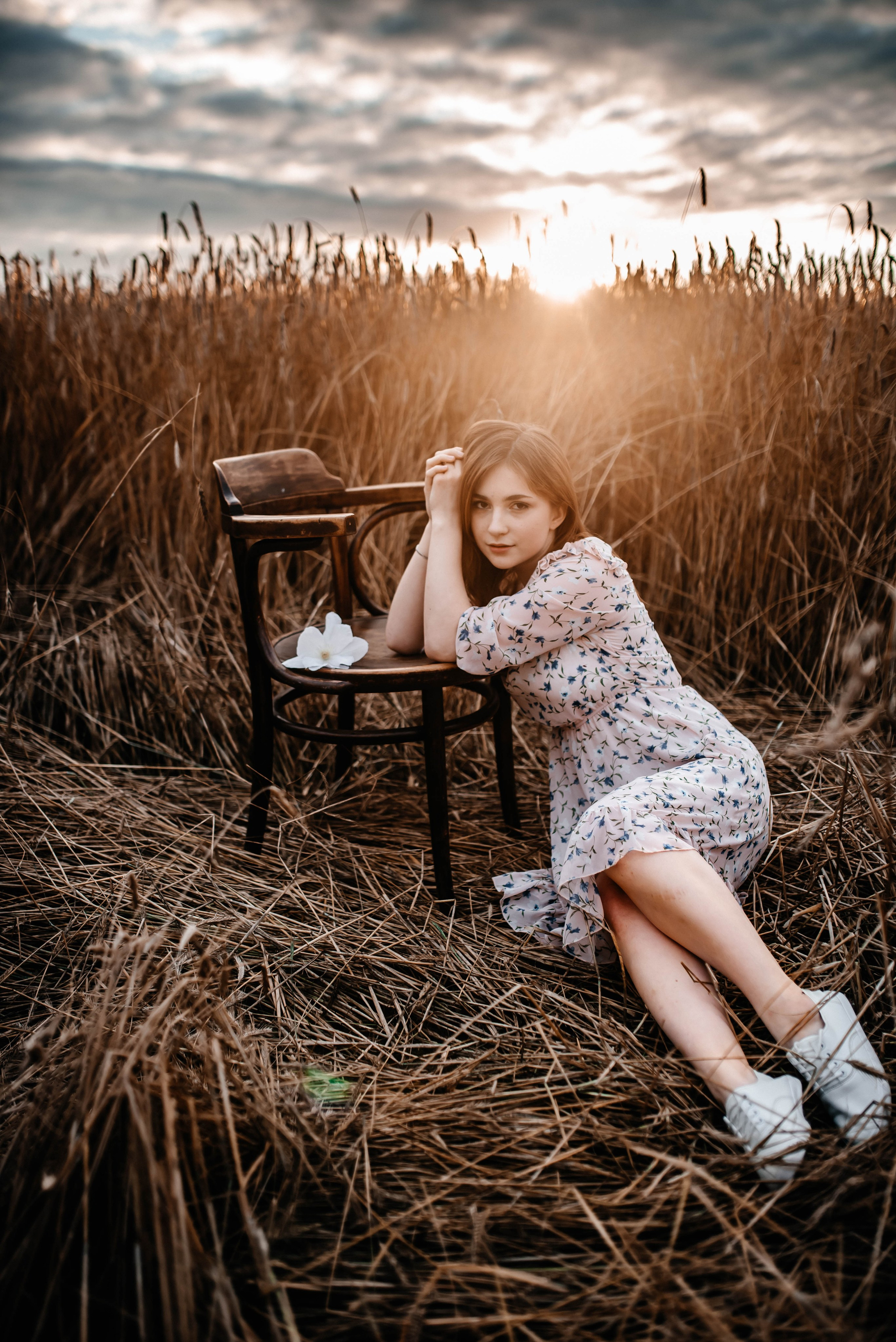 Маша, лето, закат. Главная