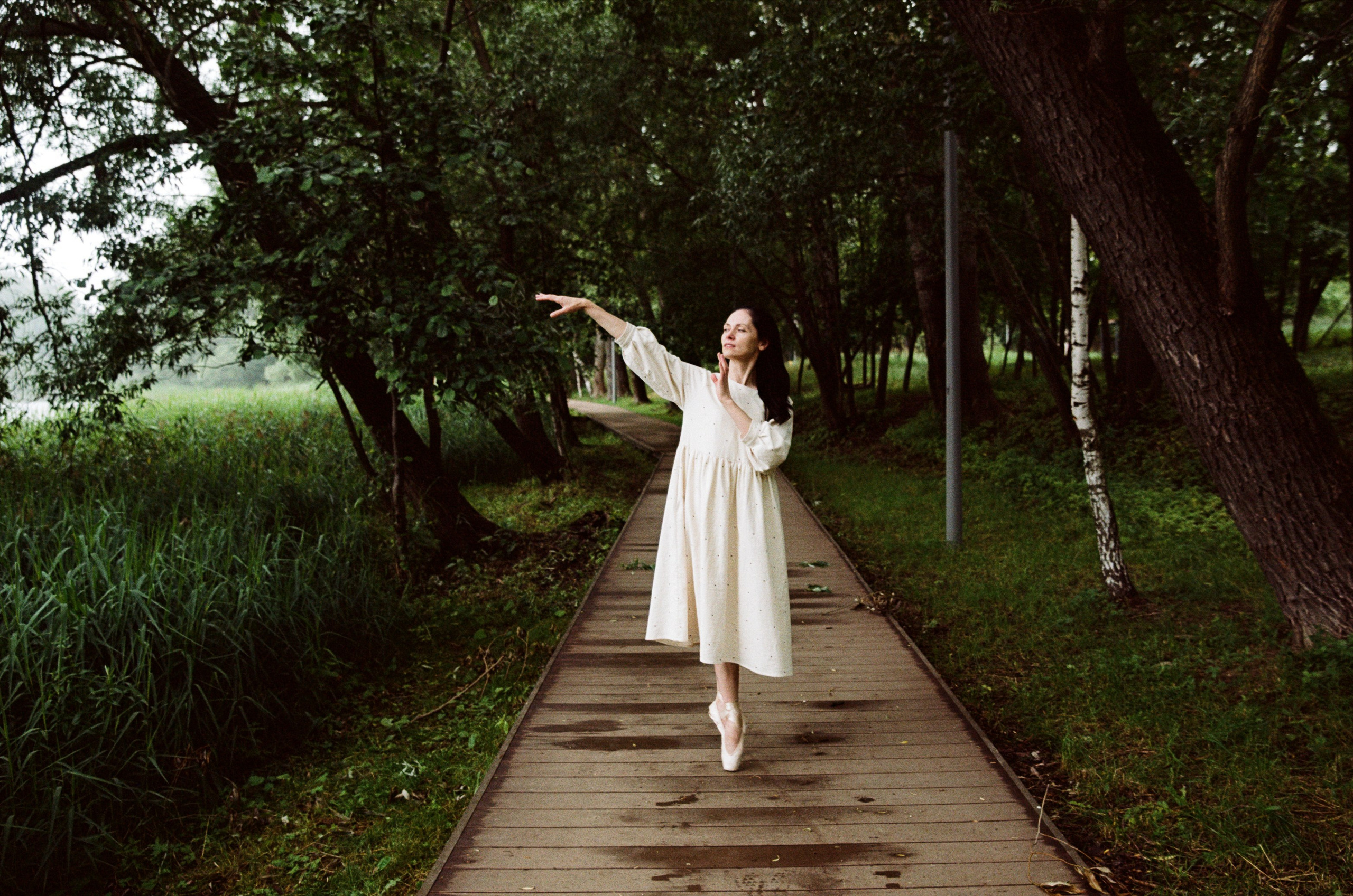 Танцующая в тишине. Галя Аникина фотограф в Москве