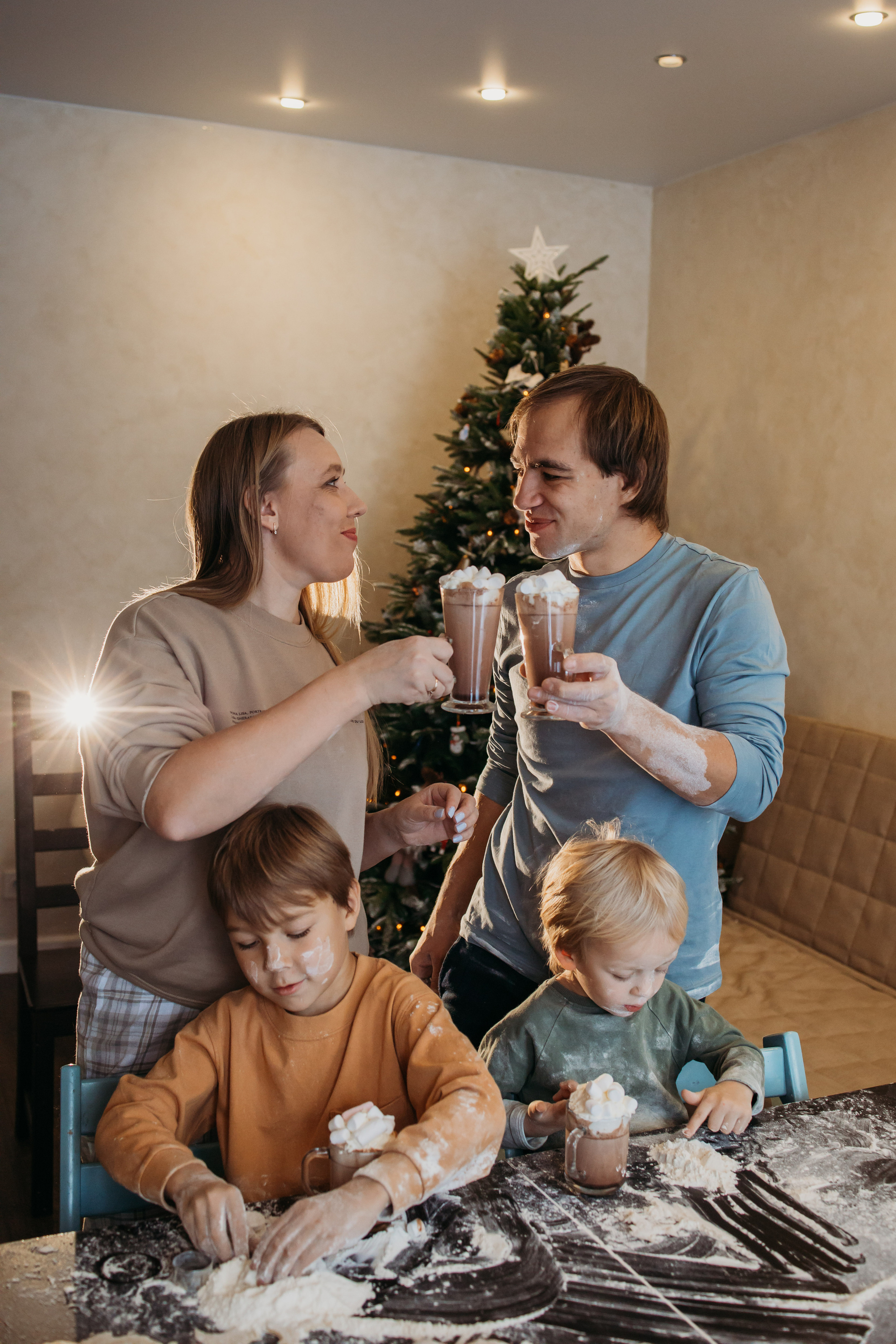 Домашняя новогодняя съемка. Фотограф Людмила Смирнова. Фотокниги. Косулино. Екатеринбург
