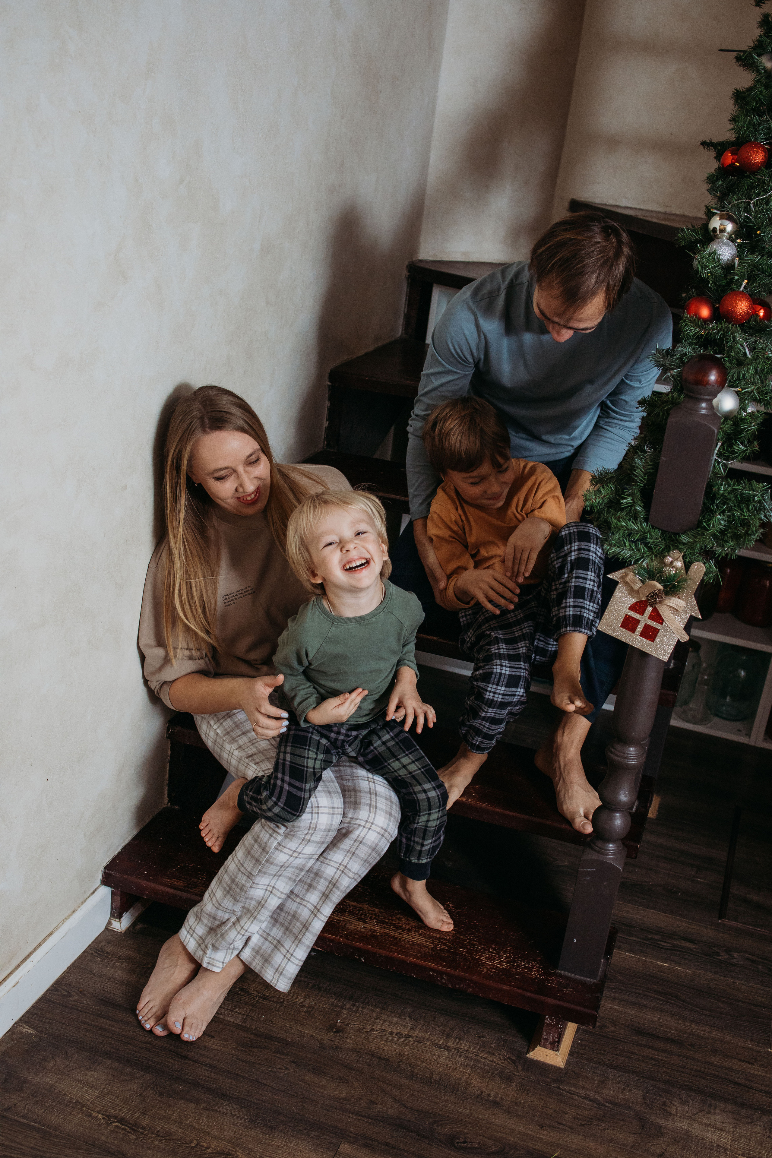 Домашняя новогодняя съемка. Фотограф Людмила Смирнова. Фотокниги. Косулино. Екатеринбург