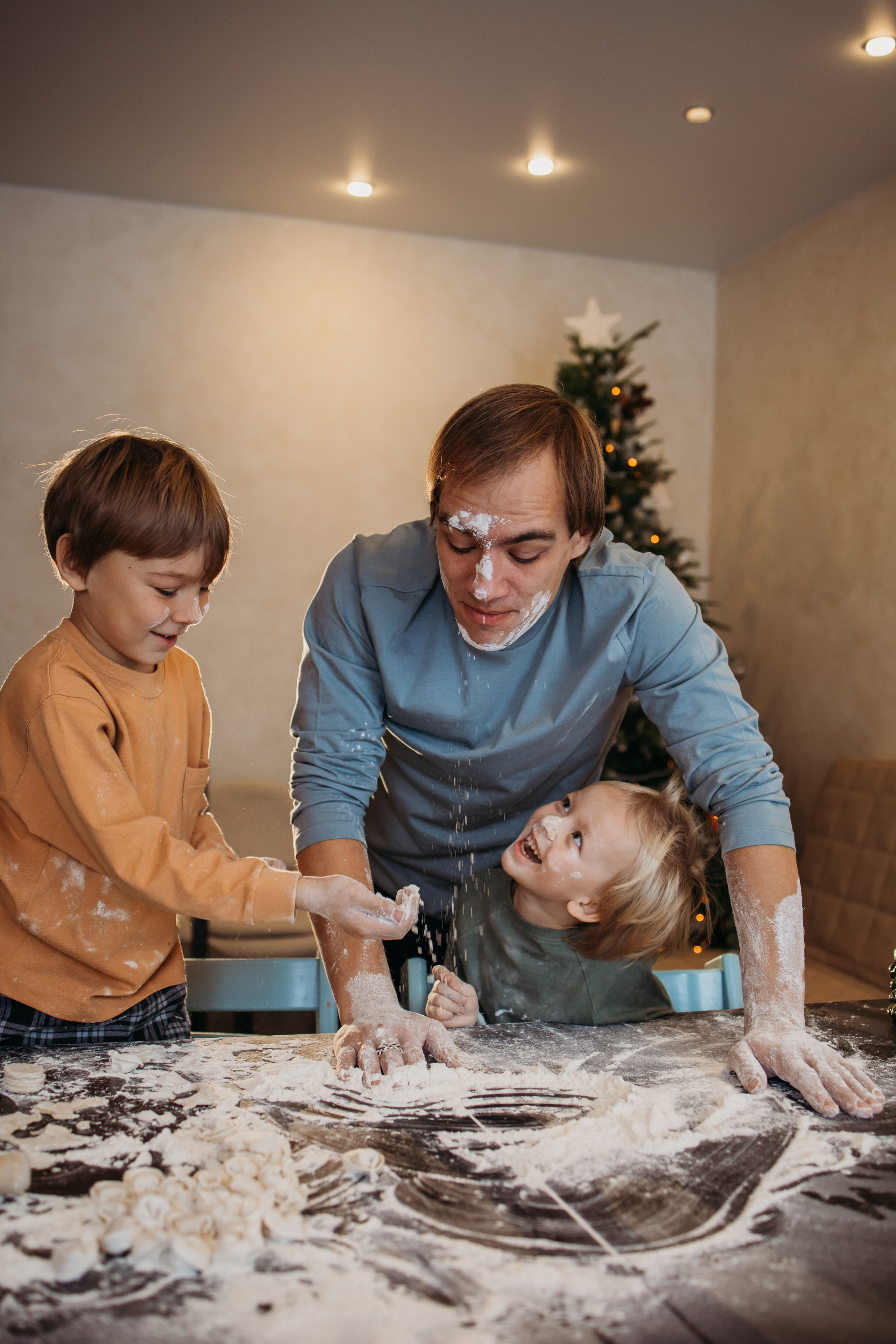 Домашняя новогодняя съемка. Фотограф Людмила Смирнова. Фотокниги. Косулино. Екатеринбург