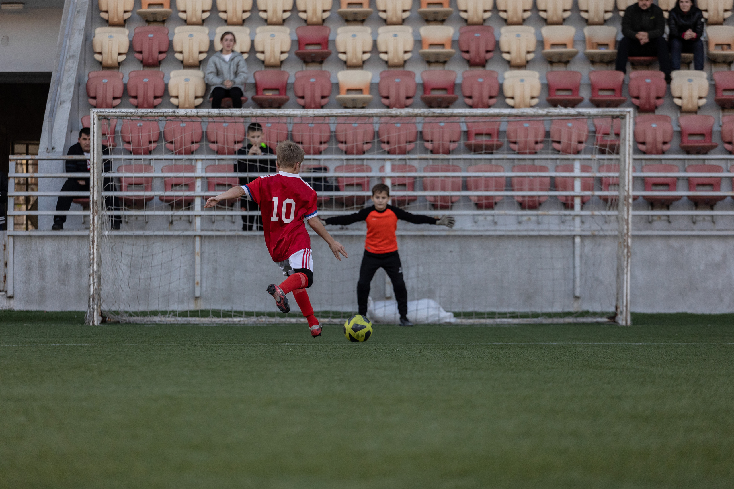 Football. Photographer in Saint-Petersburg and Moscow Max Spector