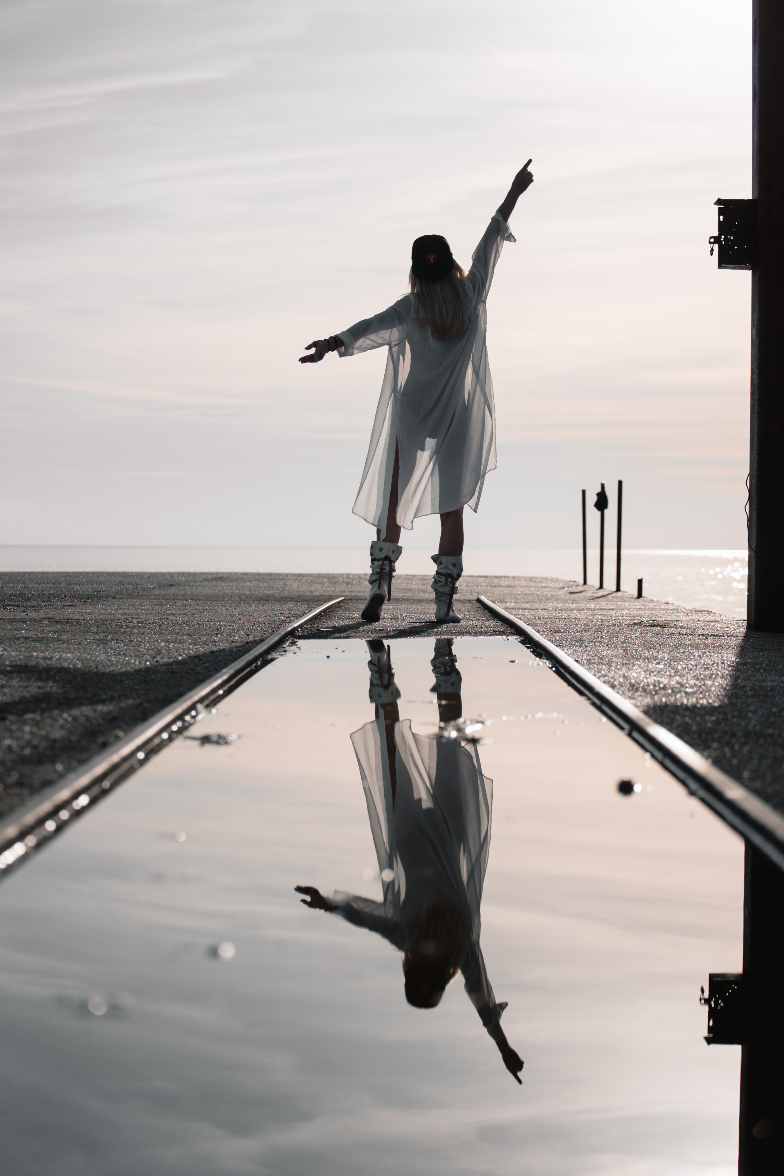 Walking with Yulia and Marina. Photographer in Saint-Petersburg and Moscow Max Spector