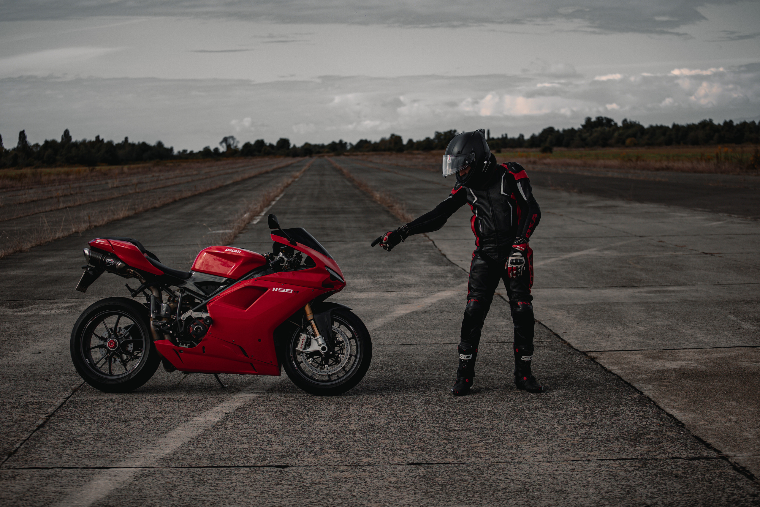 Мото тематика класса спорт. Фотограф в Санкт-Петербурге и Москве Макс Спектор