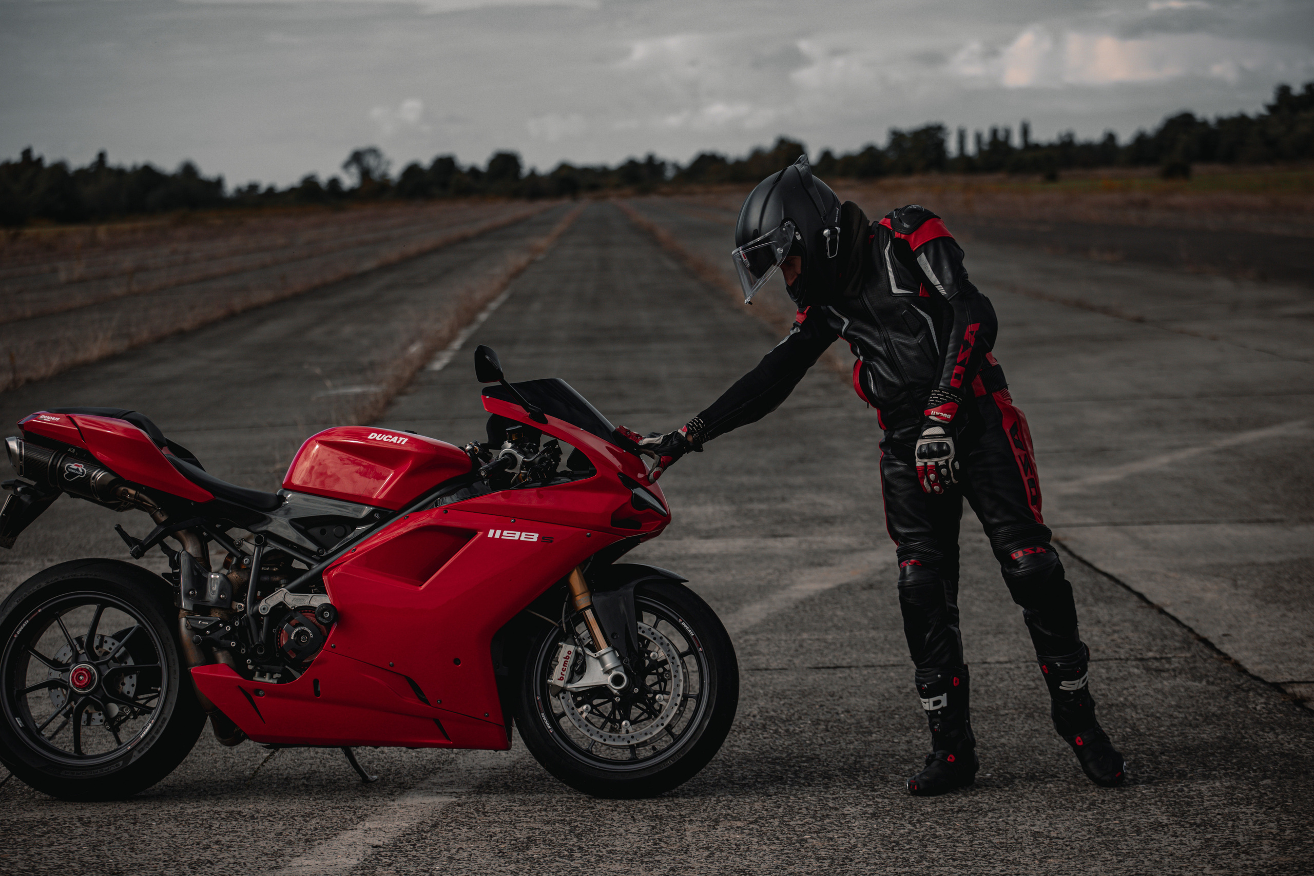 Мото тематика класса спорт. Фотограф в Санкт-Петербурге и Москве Макс Спектор