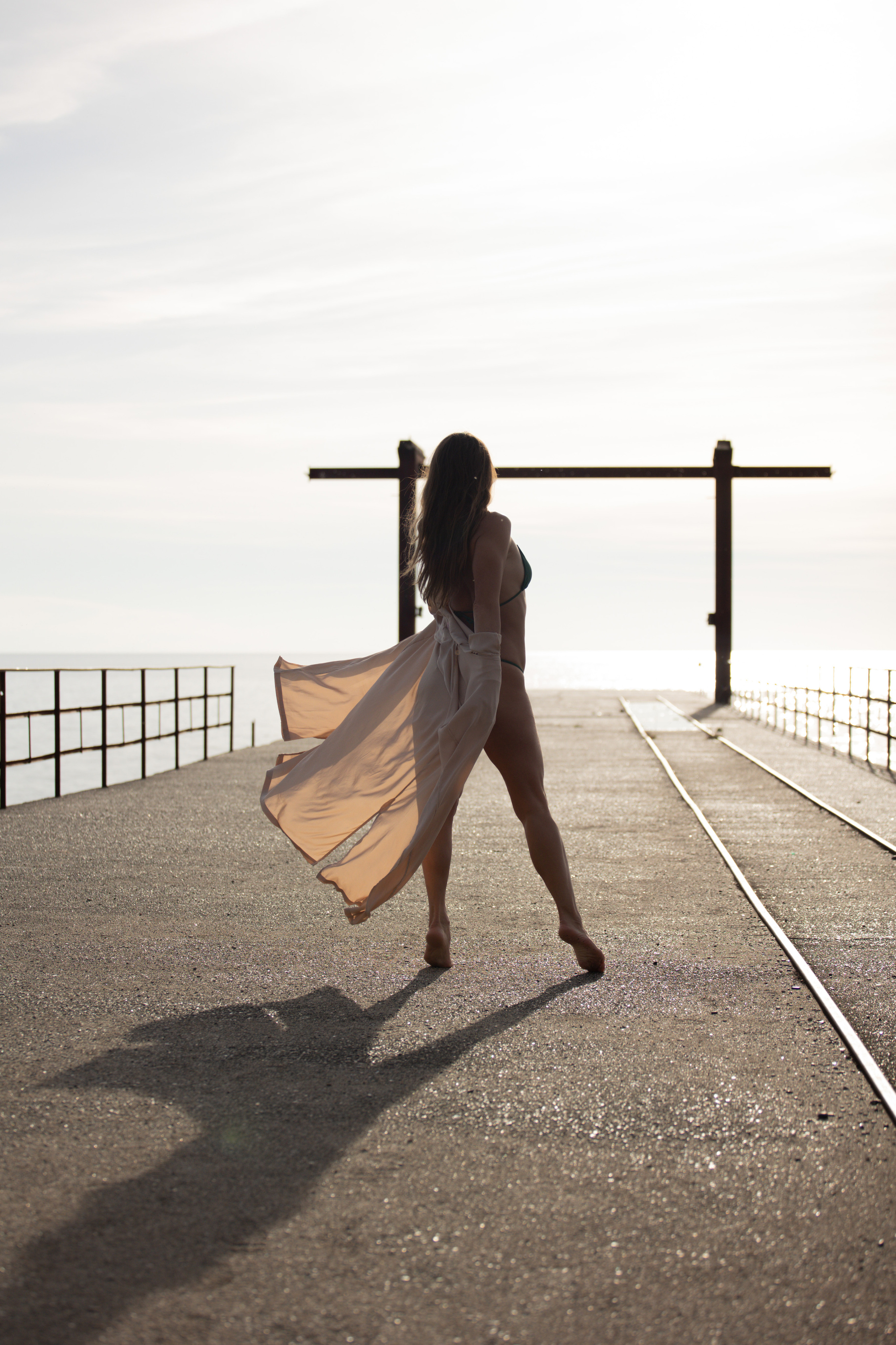 Walking with Yulia and Marina. Photographer in Saint-Petersburg and Moscow Max Spector