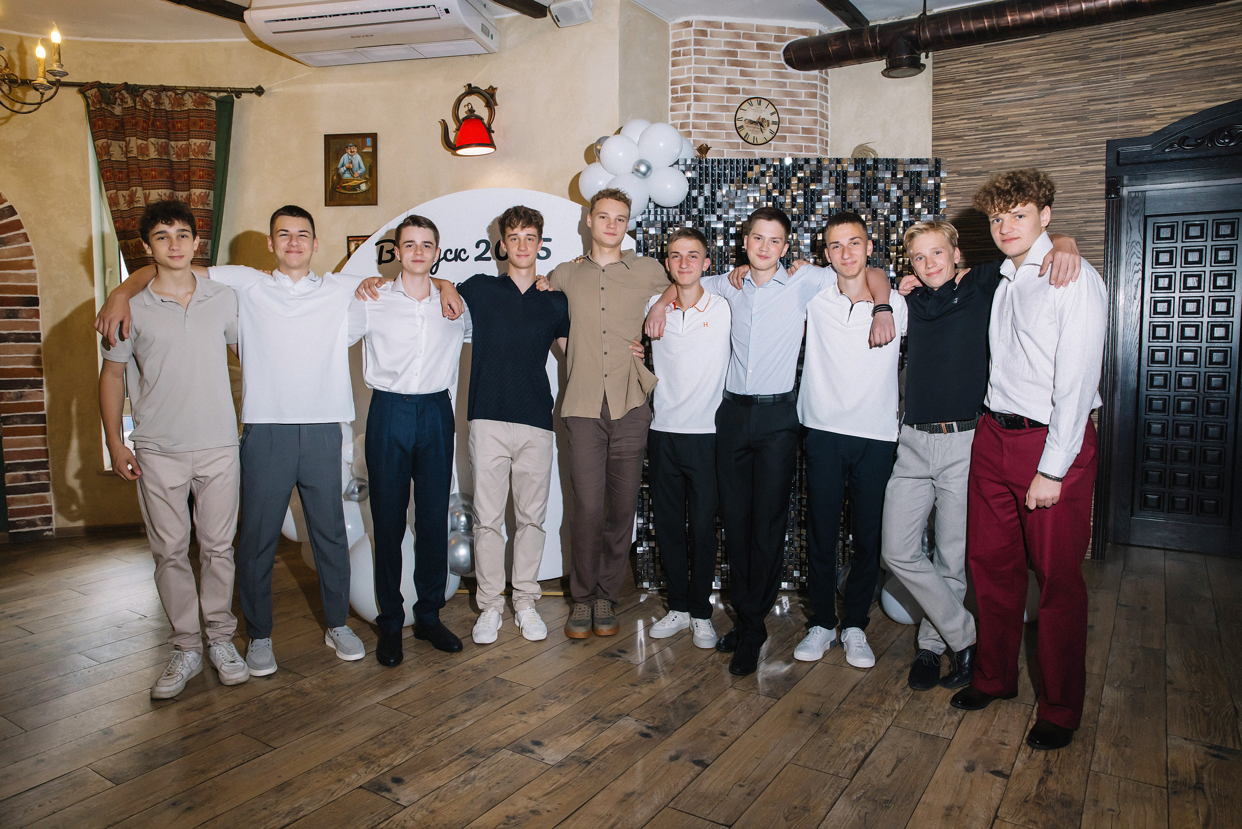 9 класс Гимназия 82. Фотограф и Видеограф в Краснодаре Юлия Солодченко