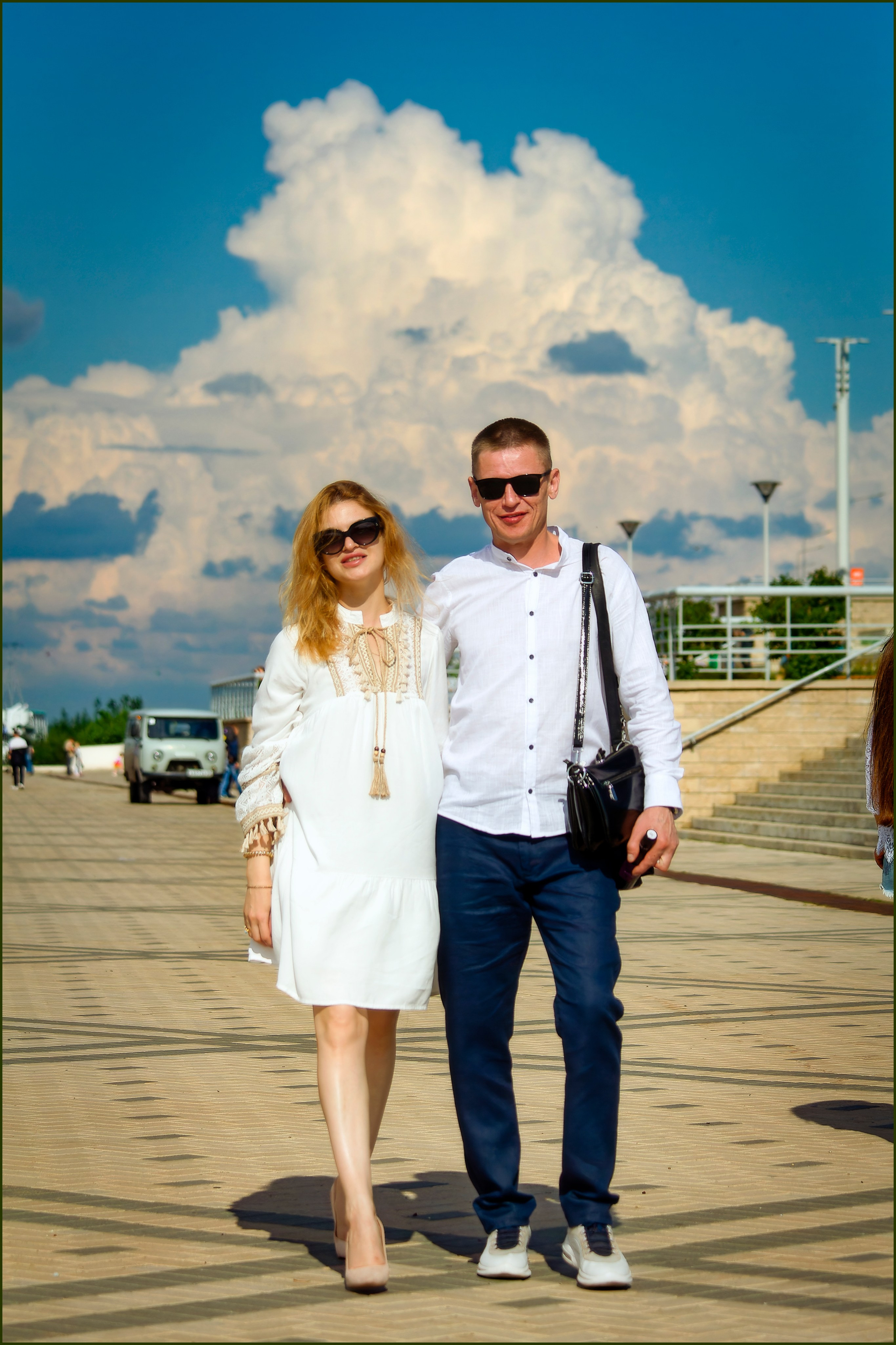 Виктор Оля.На набережной. Лев Постнов.Фотограф. Нижний Новгород