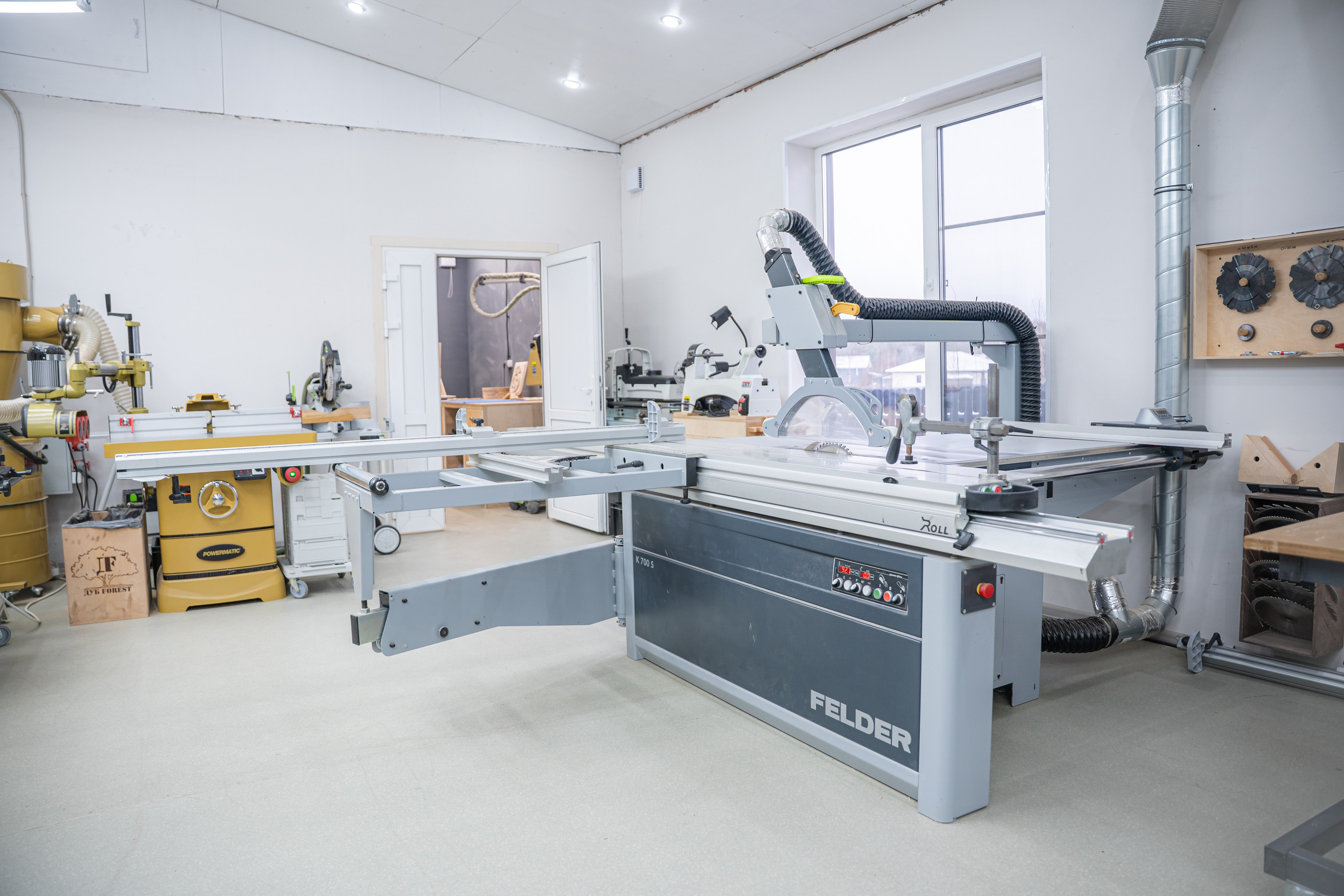 Дуб Forest. Главная