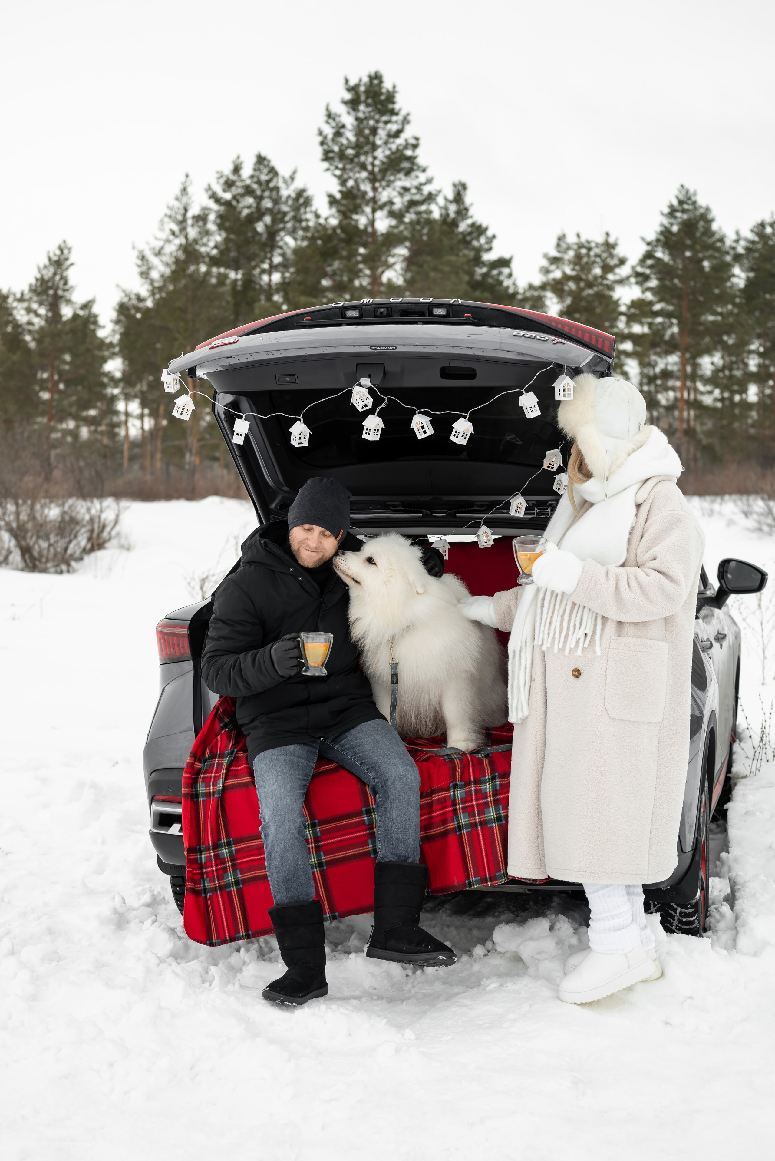 Фотопроект с Платоном и машиной на улице. Фотограф в городе Салават