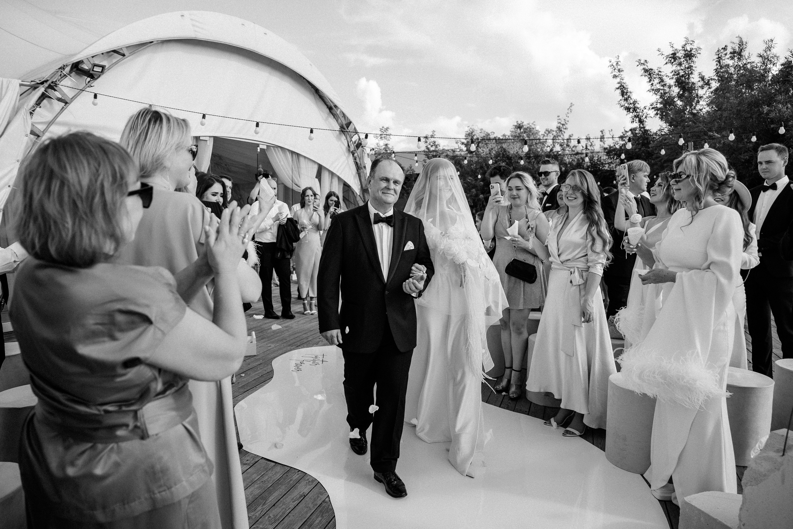 Zhenya & Bogdana. Шумега Василий — амбассадор вайбовых вечеринок