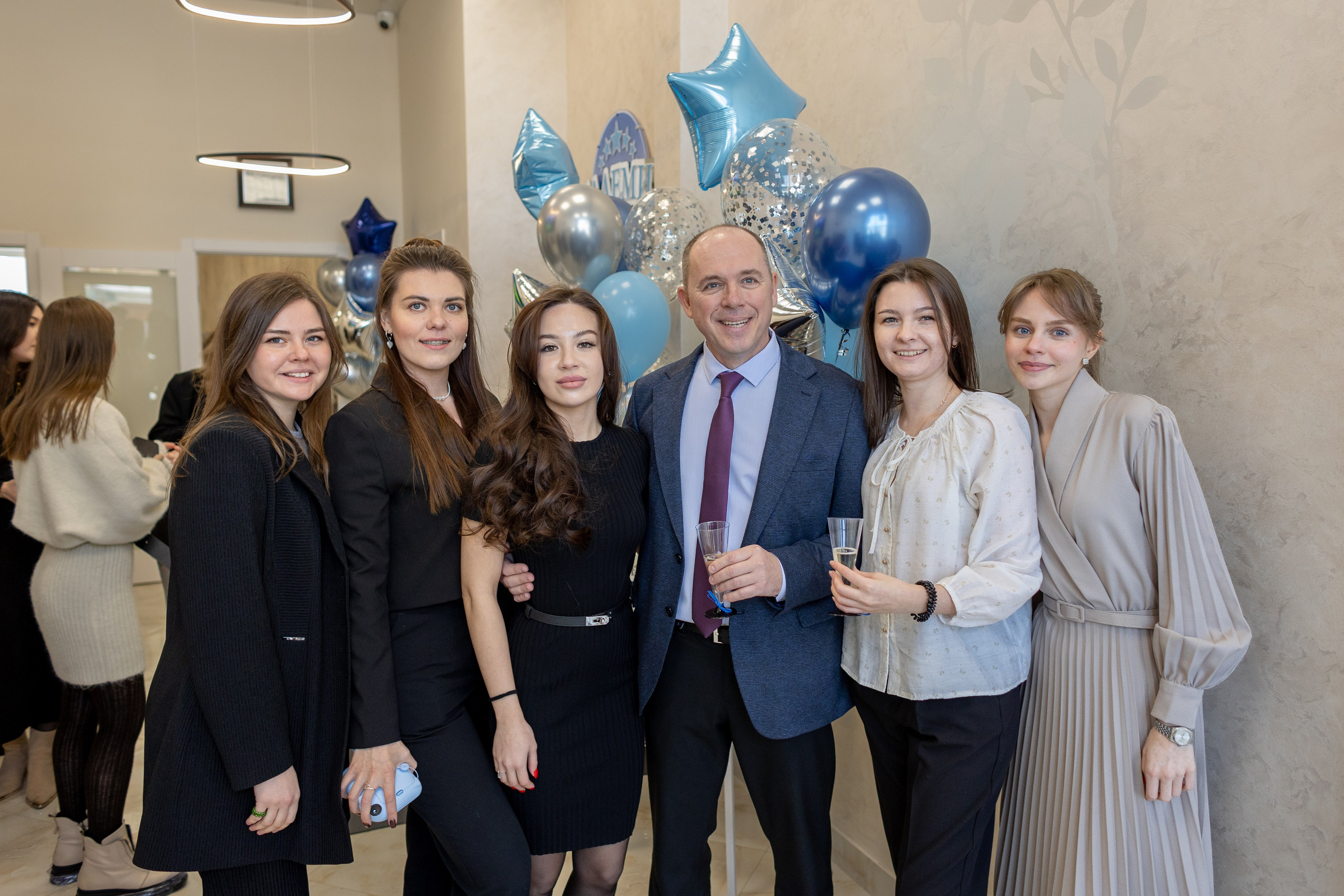 Репортаж с открытия стоматологии «Академия Улыбок». Фотограф Михеев Игорь в Ставрополе