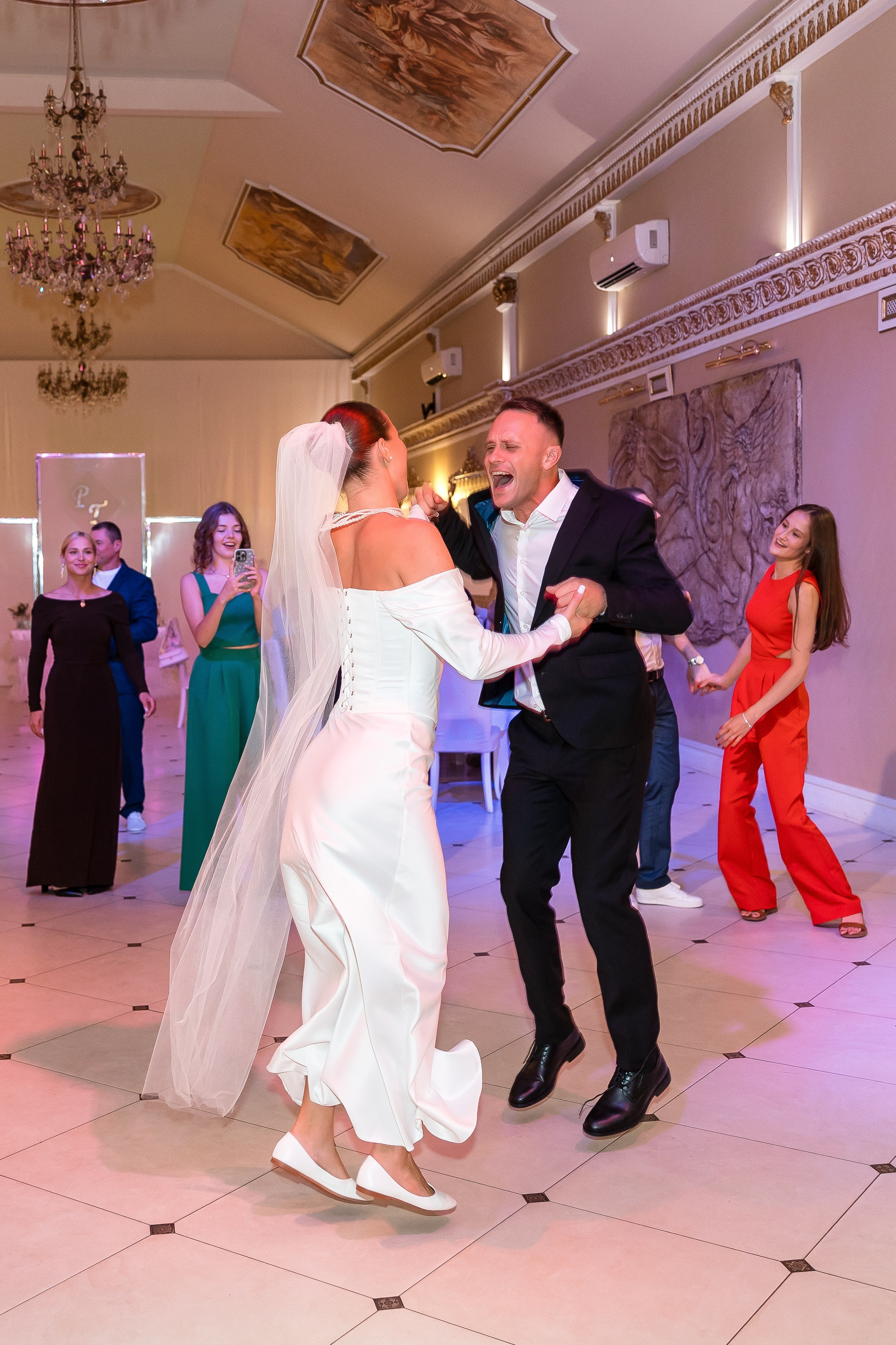 G. Фотограф FOTOBANKA