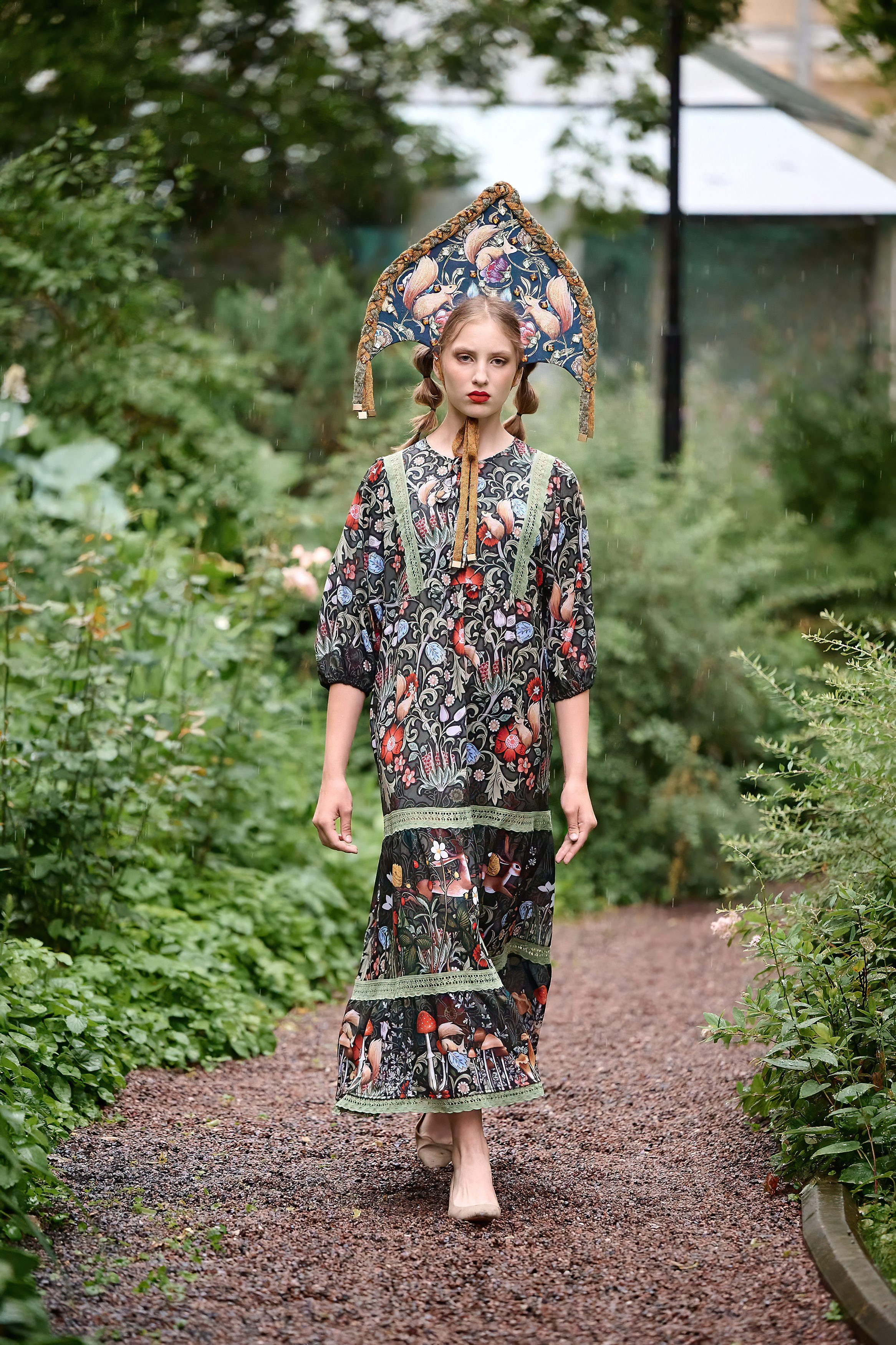 Душегрея. 2024. Дима Бабушкин. Фотограф. Подиум. Репортаж. Творчество. Дорого