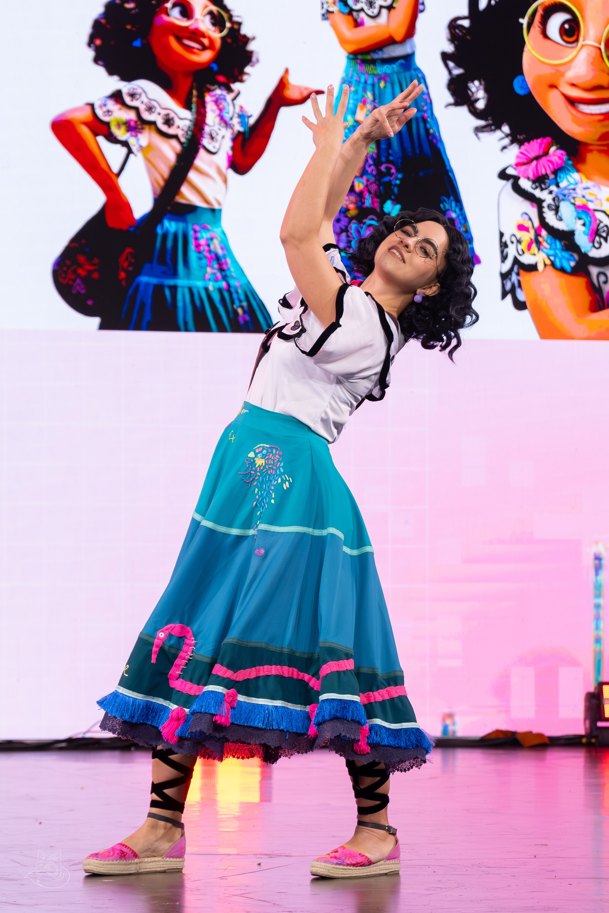 Сцена РЭД ЭКСПО 2024. Косплей фотограф