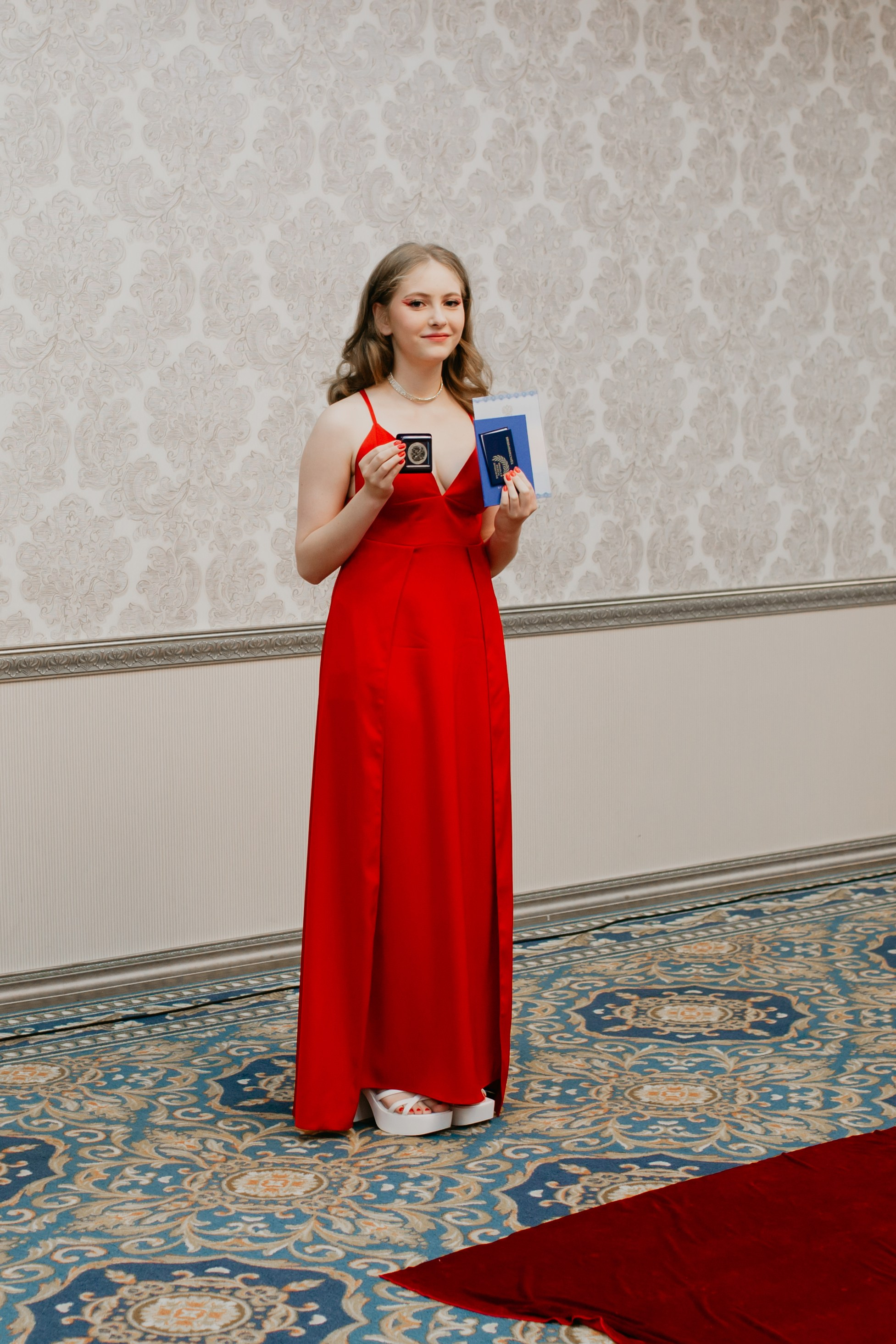 Выпускной. 11 лицей. Фотограф в Челябинске Ополихина Анна