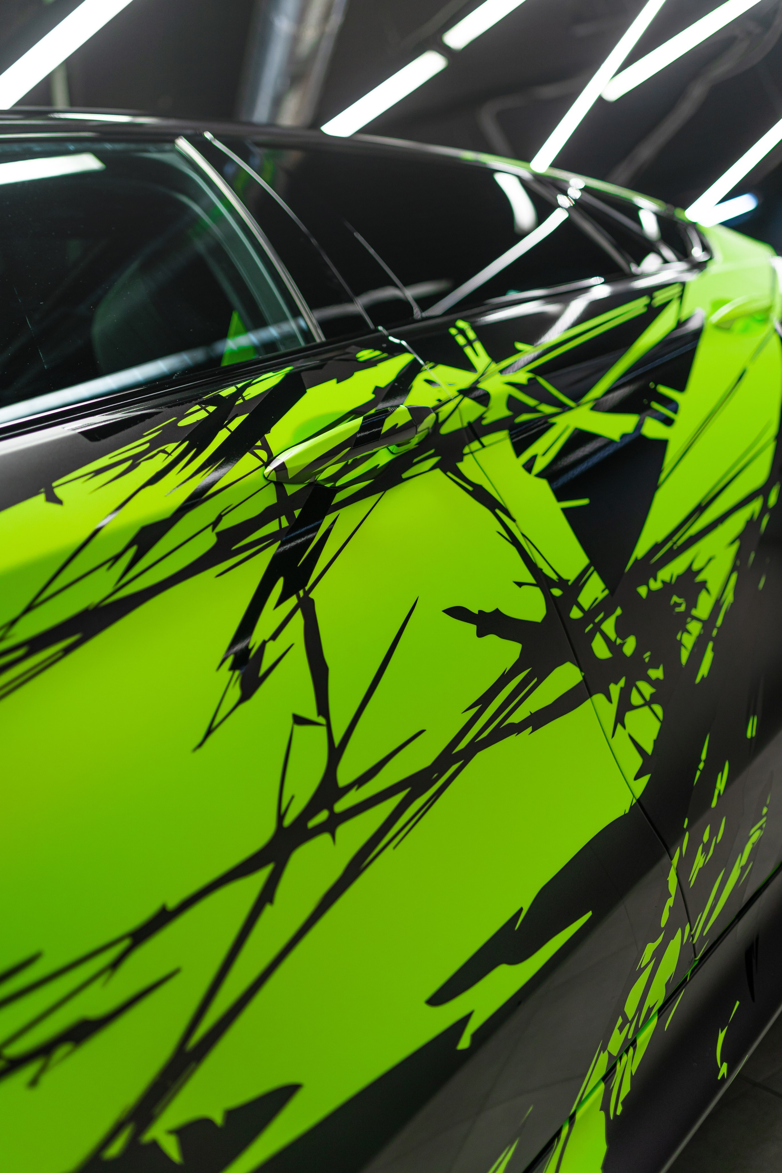 Винилография на BMW X6. Студия дизайна и оклейки авто Barmaley Design