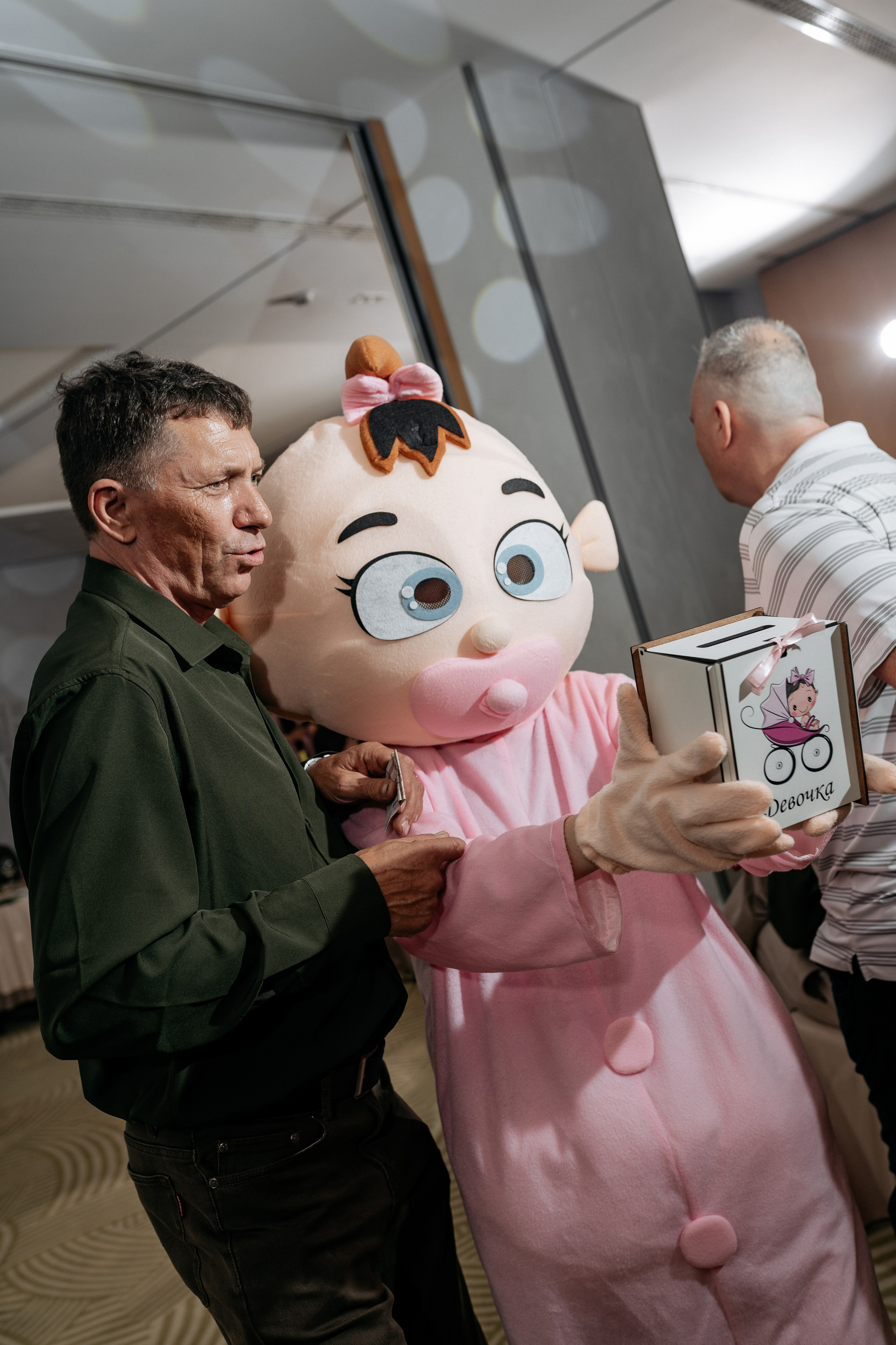 Фотограф на свадьбу в Новороссийске - выездная съемка.