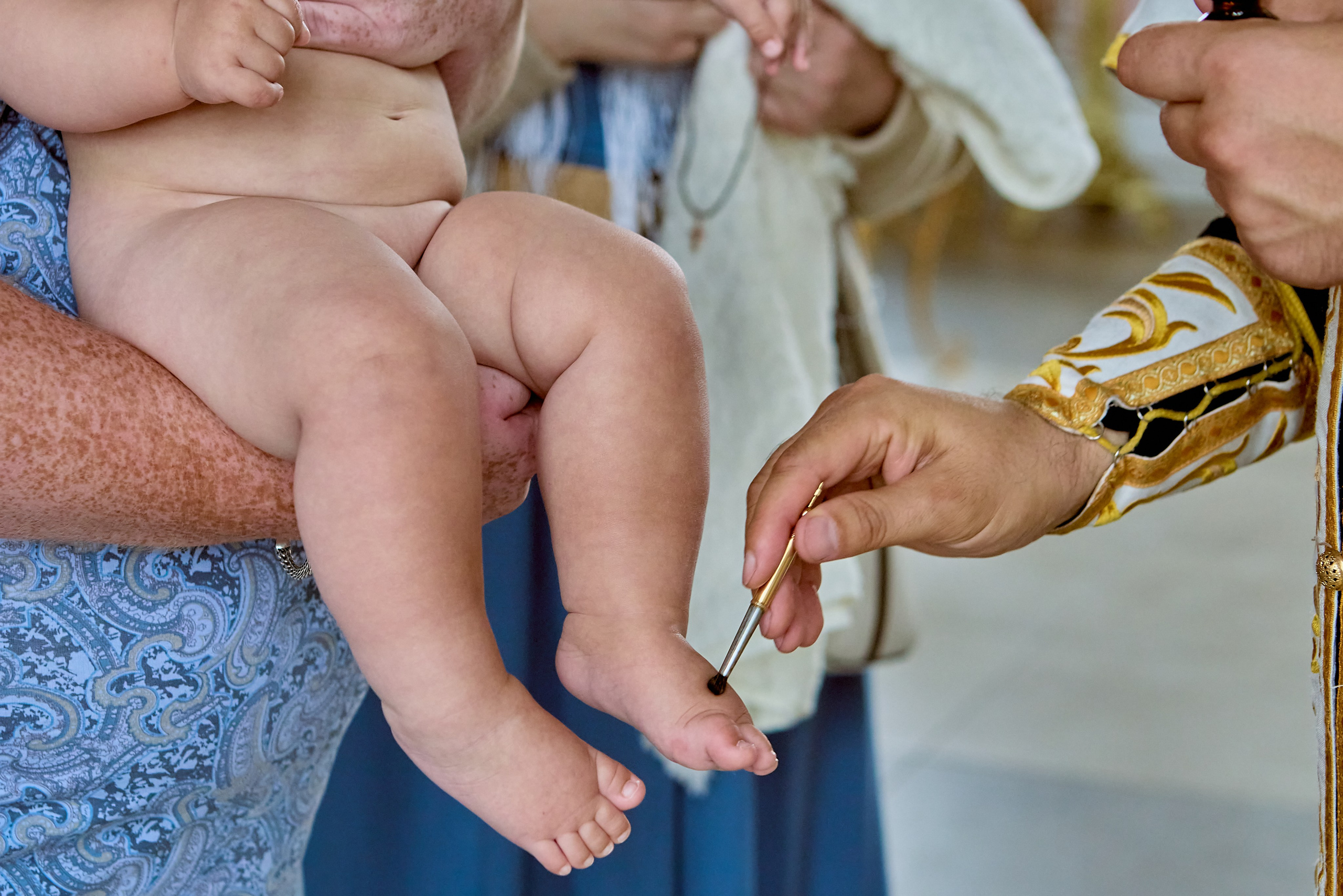 Фото таинства Крещения помазание Елеем радости Фото Николая Голованова г Дзержинск