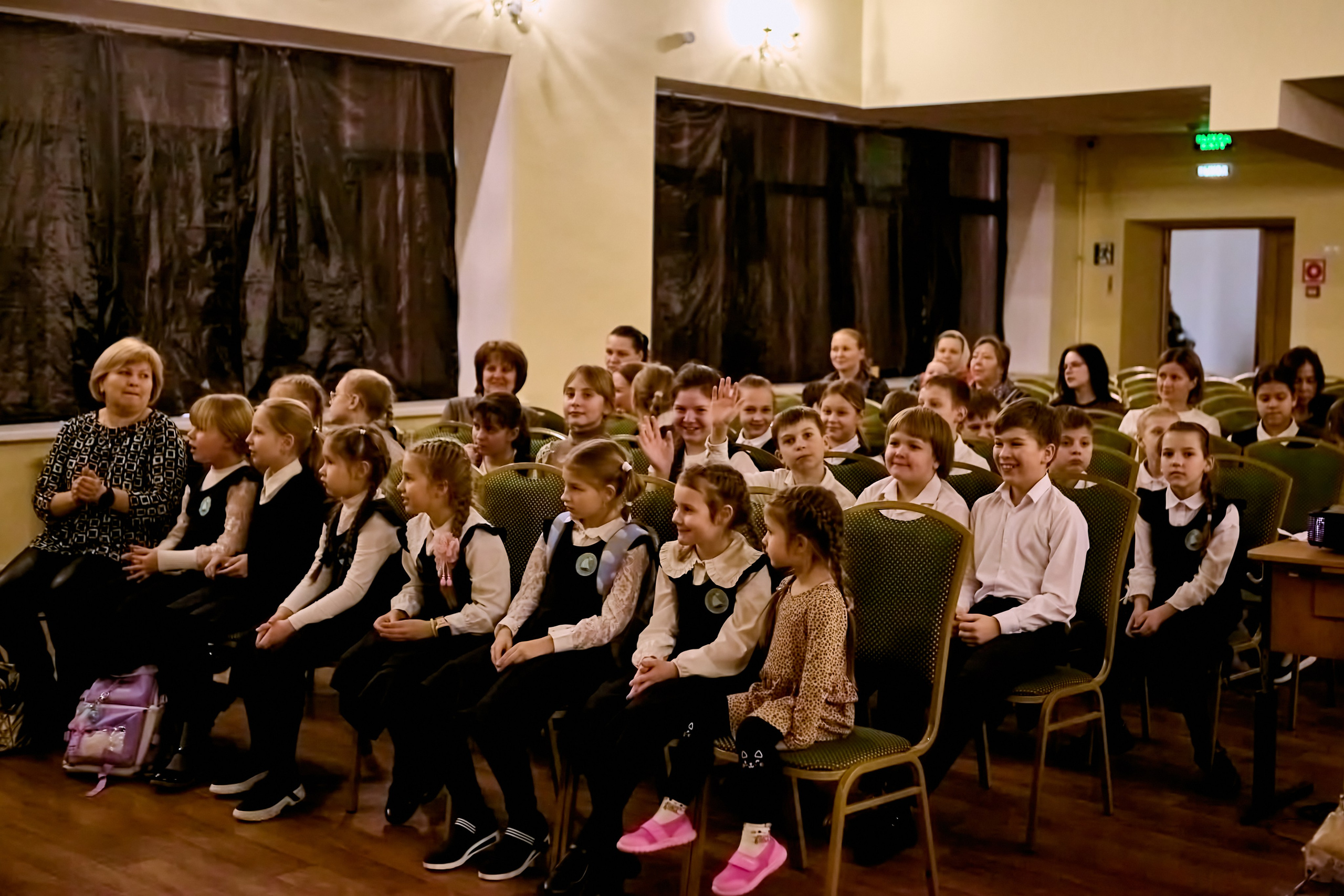 В зрительном зале пред премьерой "Маленький Принц"